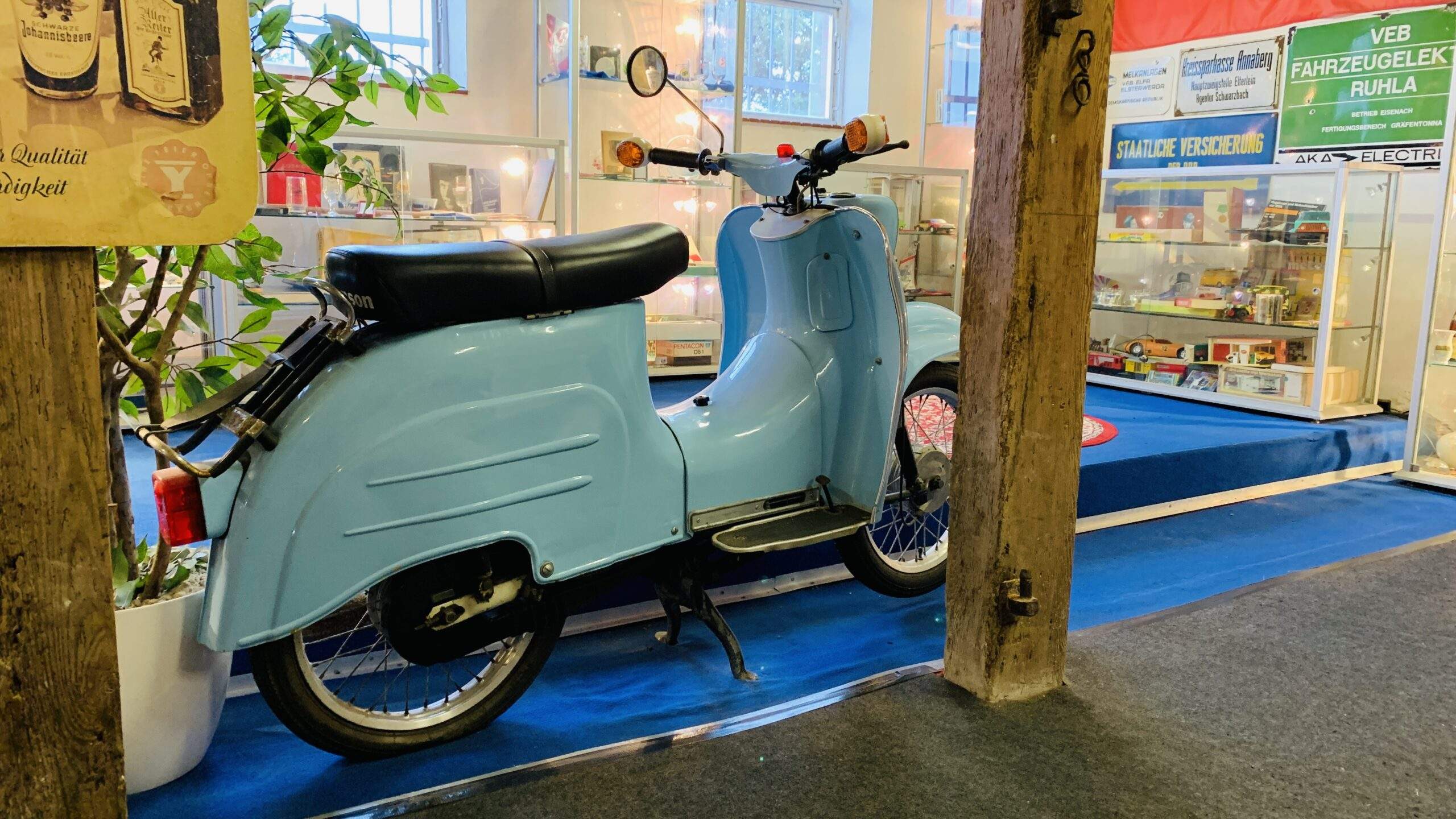 Bild ohne Beschreibung Bild ohne Beschreibung