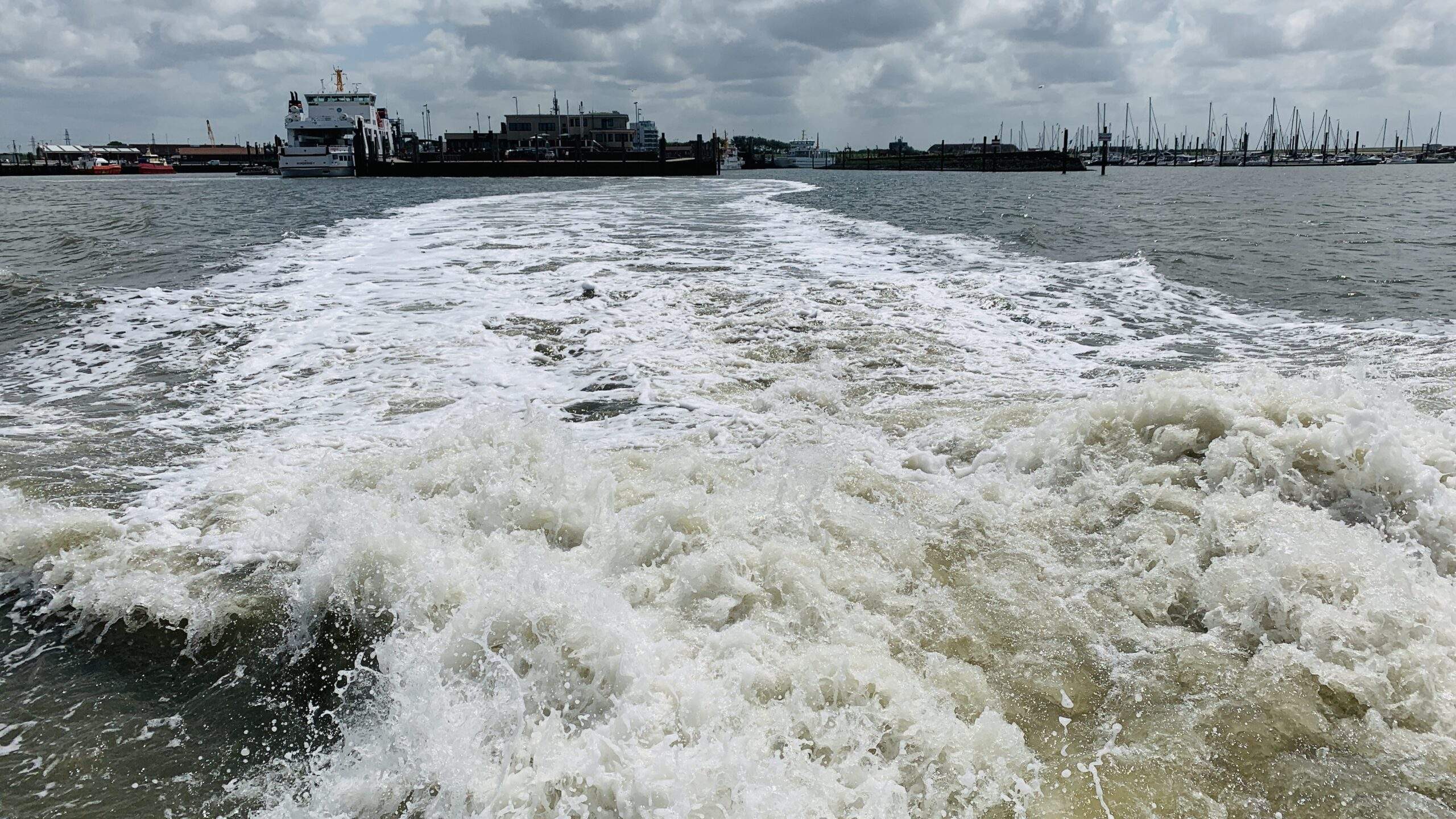 Bild ohne Beschreibung