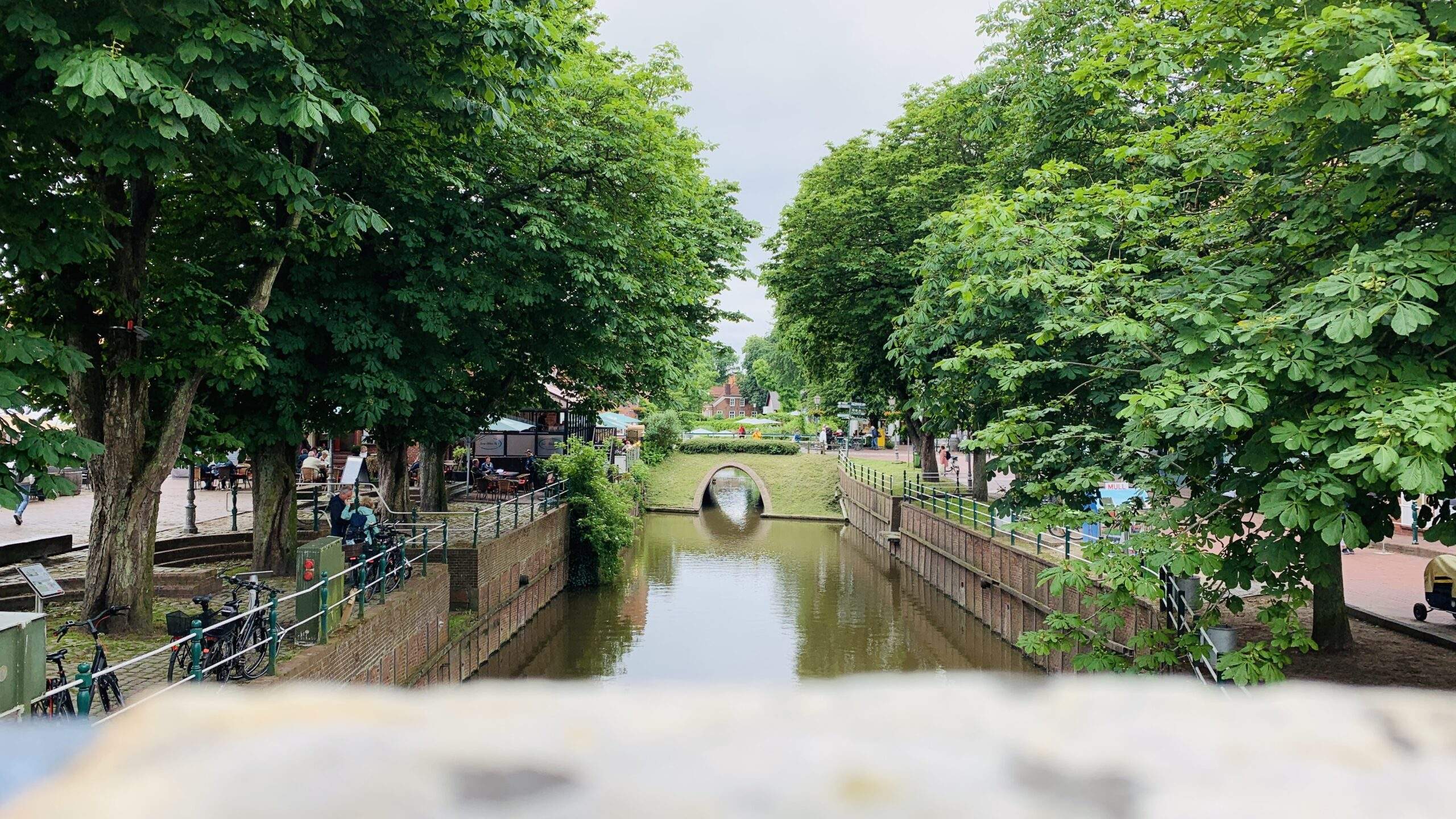 Bild ohne Beschreibung Bild ohne Beschreibung