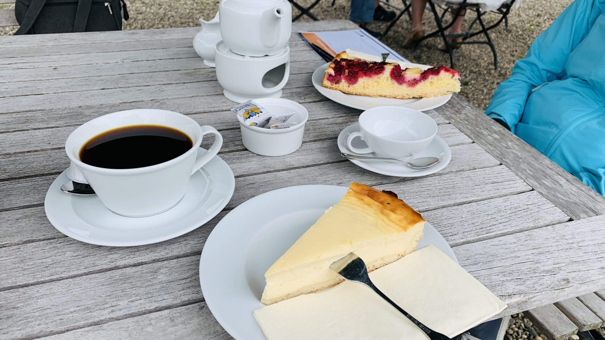 Bild ohne Beschreibung Bild ohne Beschreibung