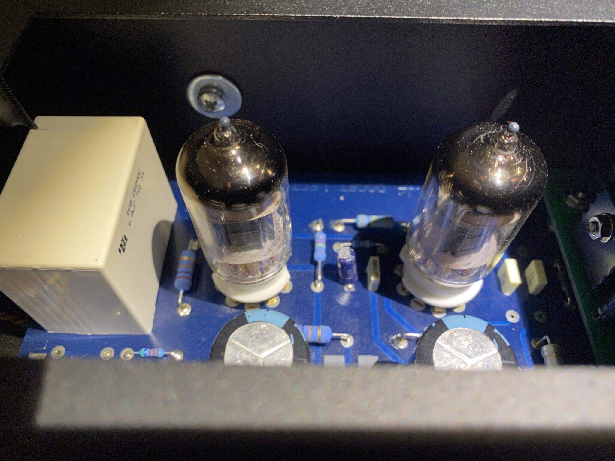 Bild ohne Beschreibung Bild ohne Beschreibung