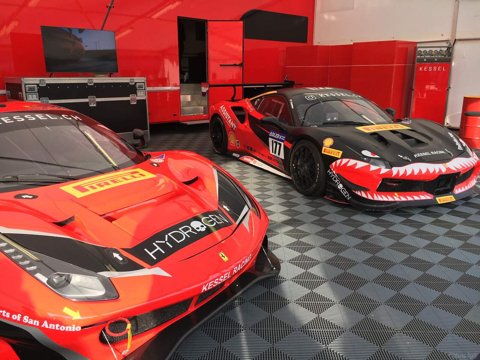 Bild ohne Beschreibung Bild ohne Beschreibung