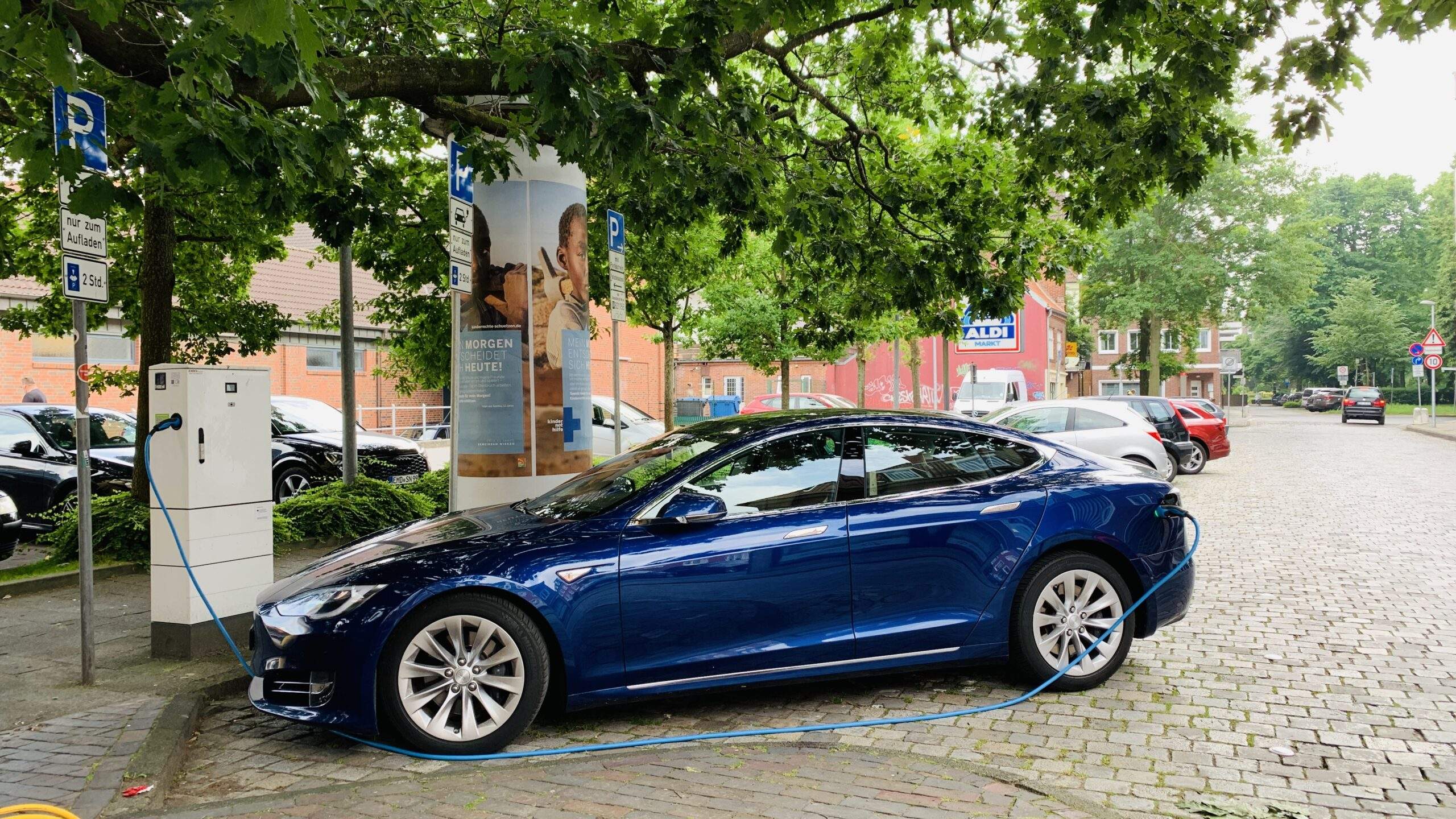 Bild ohne Beschreibung Bild ohne Beschreibung