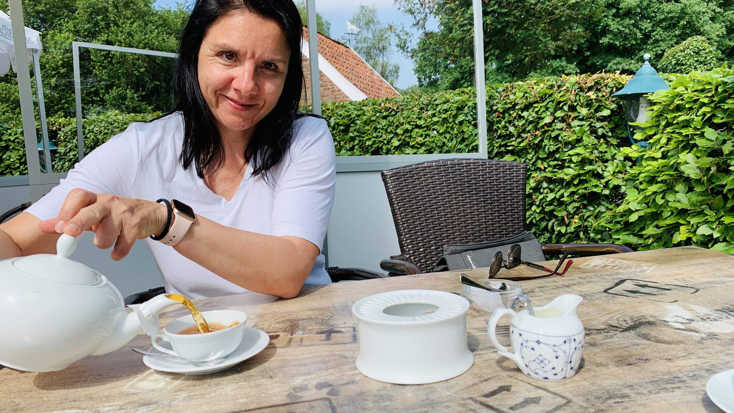 Bild ohne Beschreibung Bild ohne Beschreibung