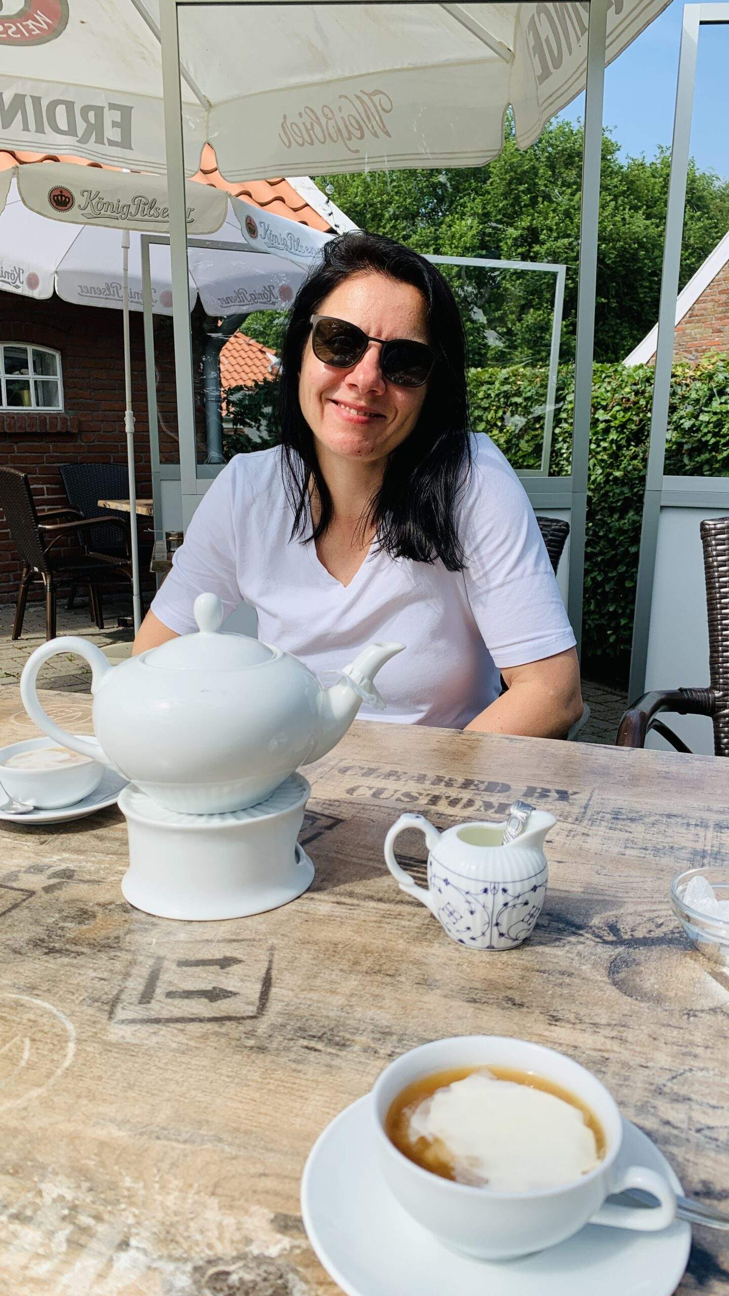 Bild ohne Beschreibung Bild ohne Beschreibung