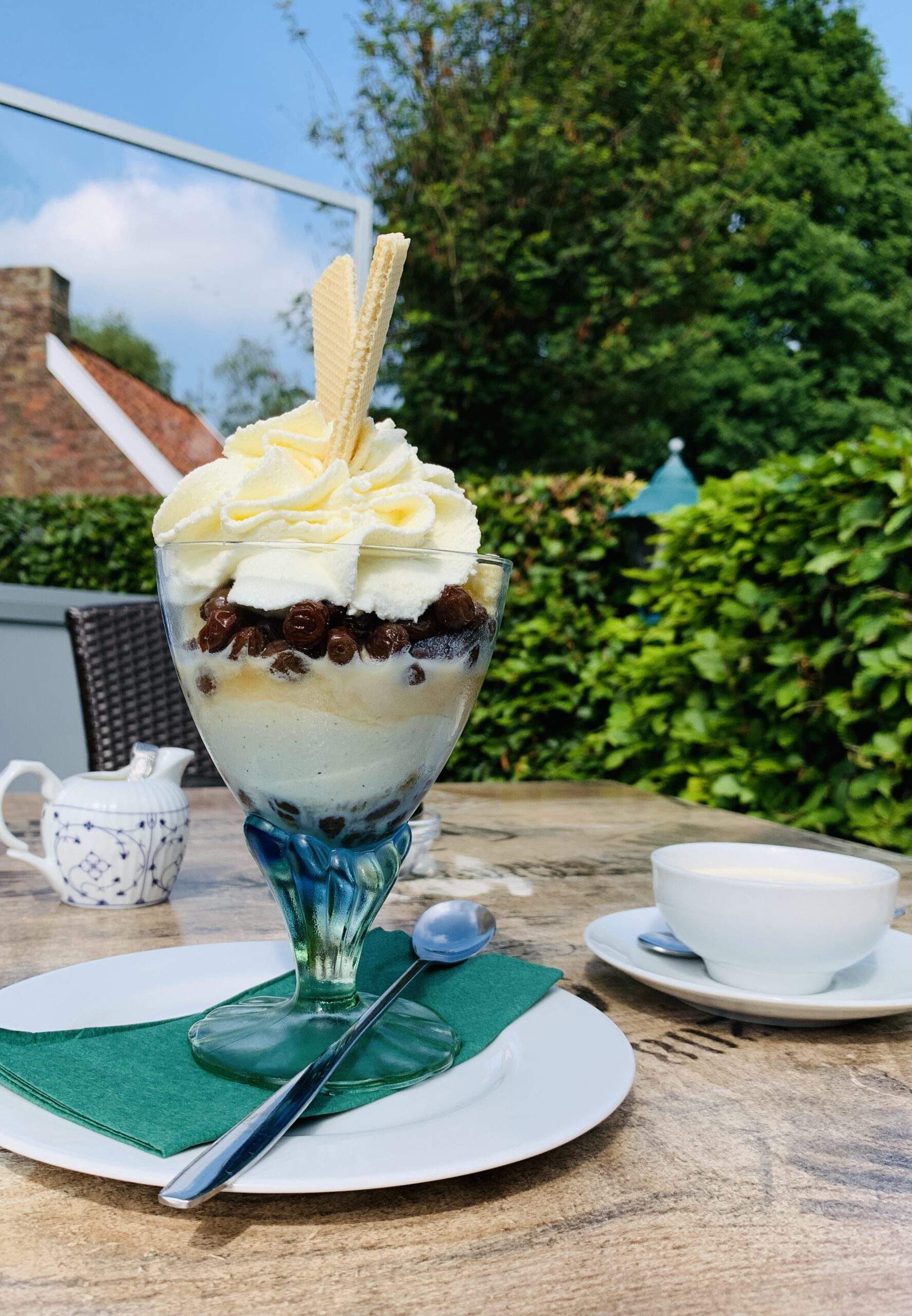 Bild ohne Beschreibung Bild ohne Beschreibung