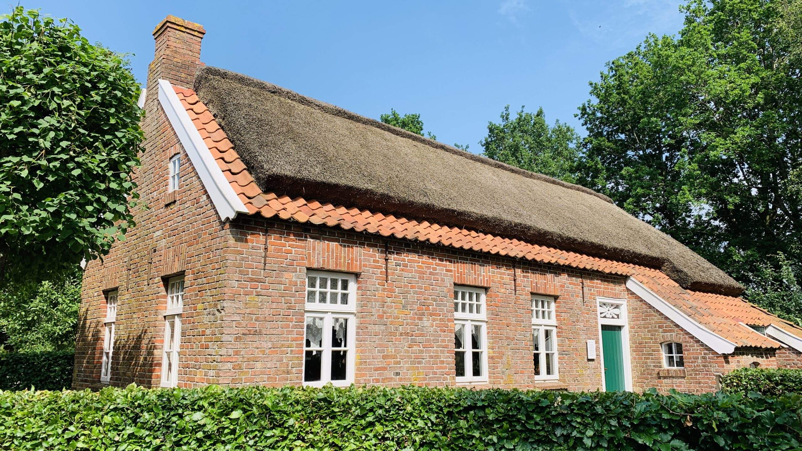 Bild ohne Beschreibung Bild ohne Beschreibung