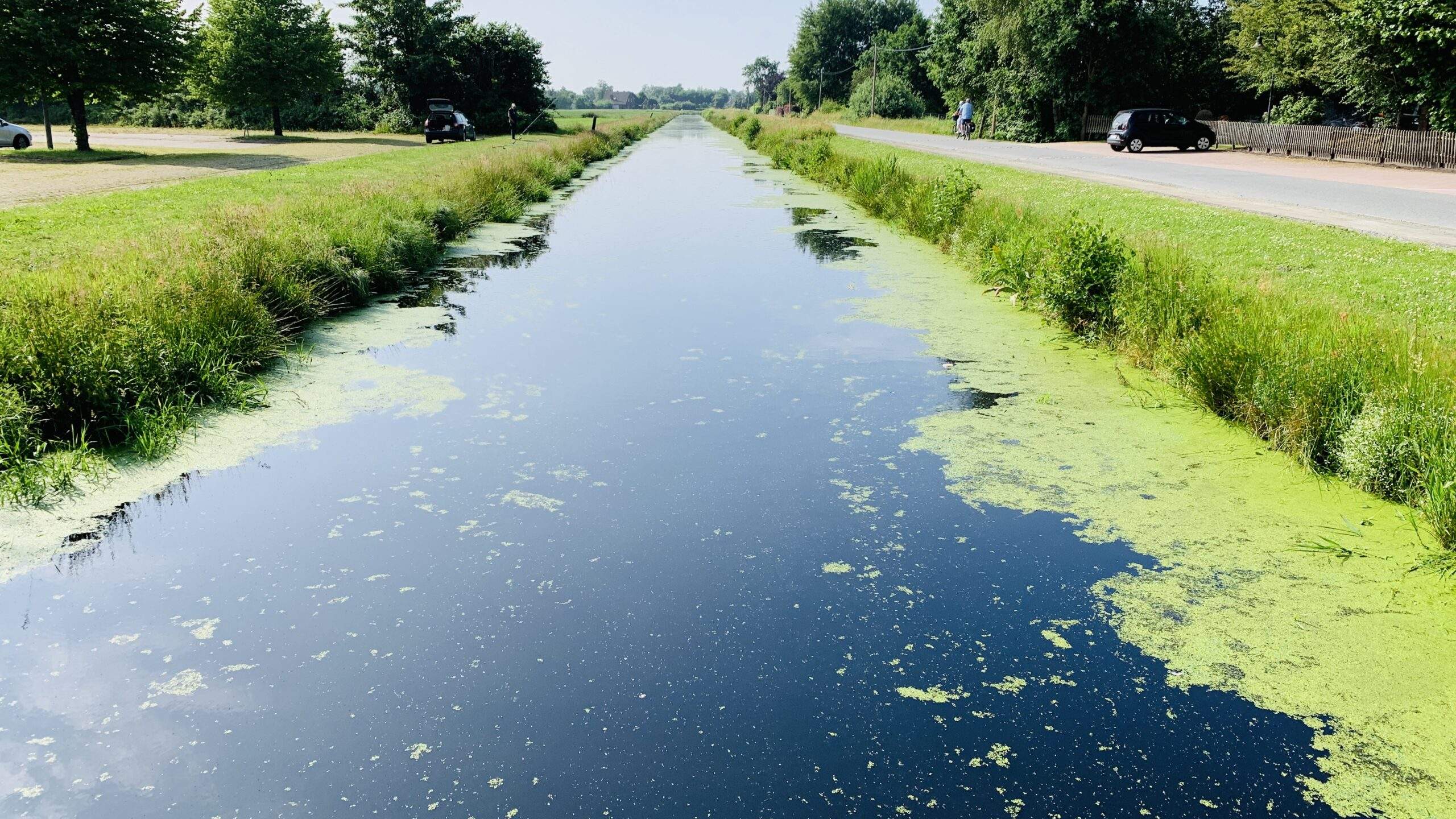 Bild ohne Beschreibung Bild ohne Beschreibung