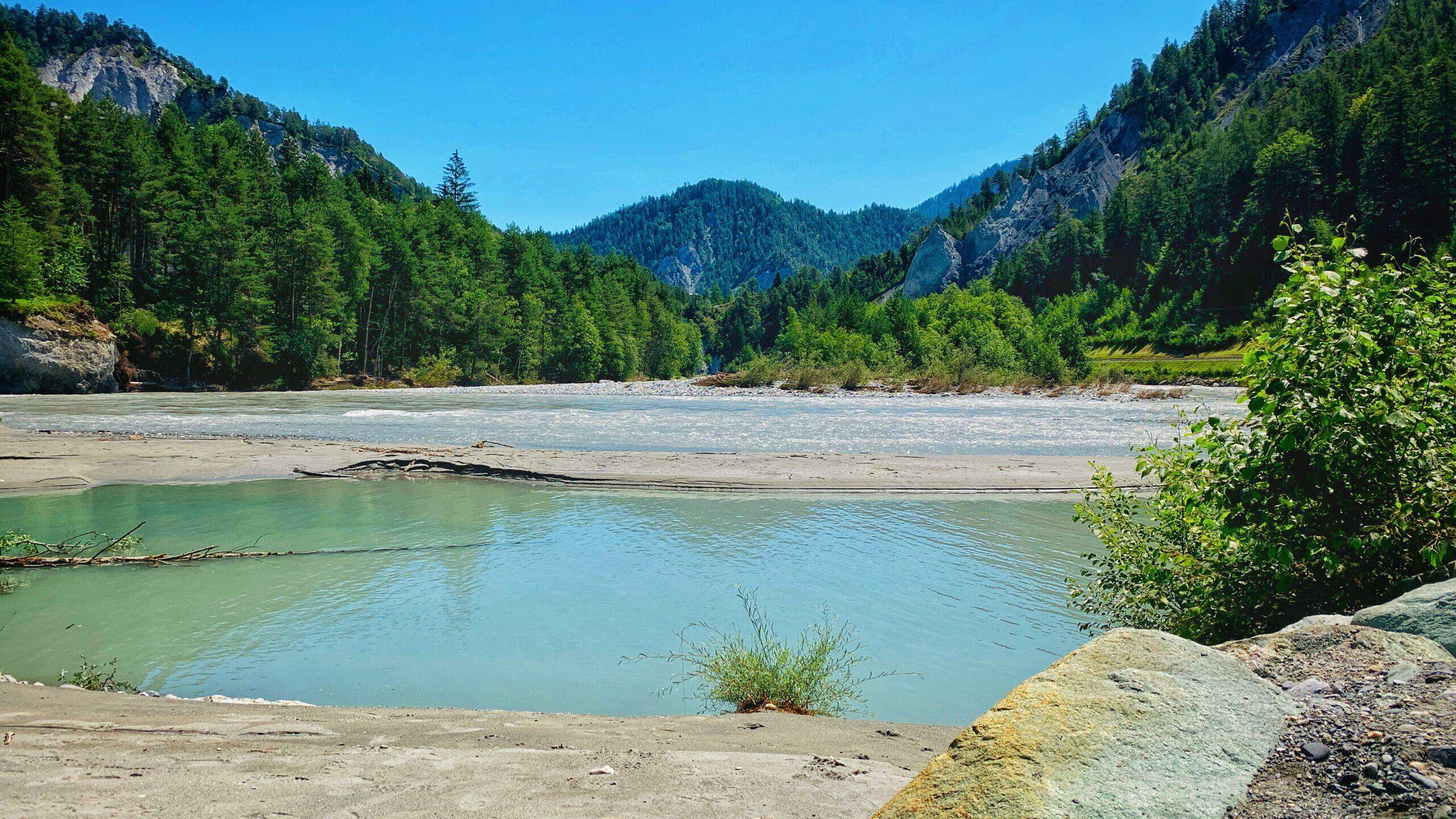 Bild ohne Beschreibung Bild ohne Beschreibung