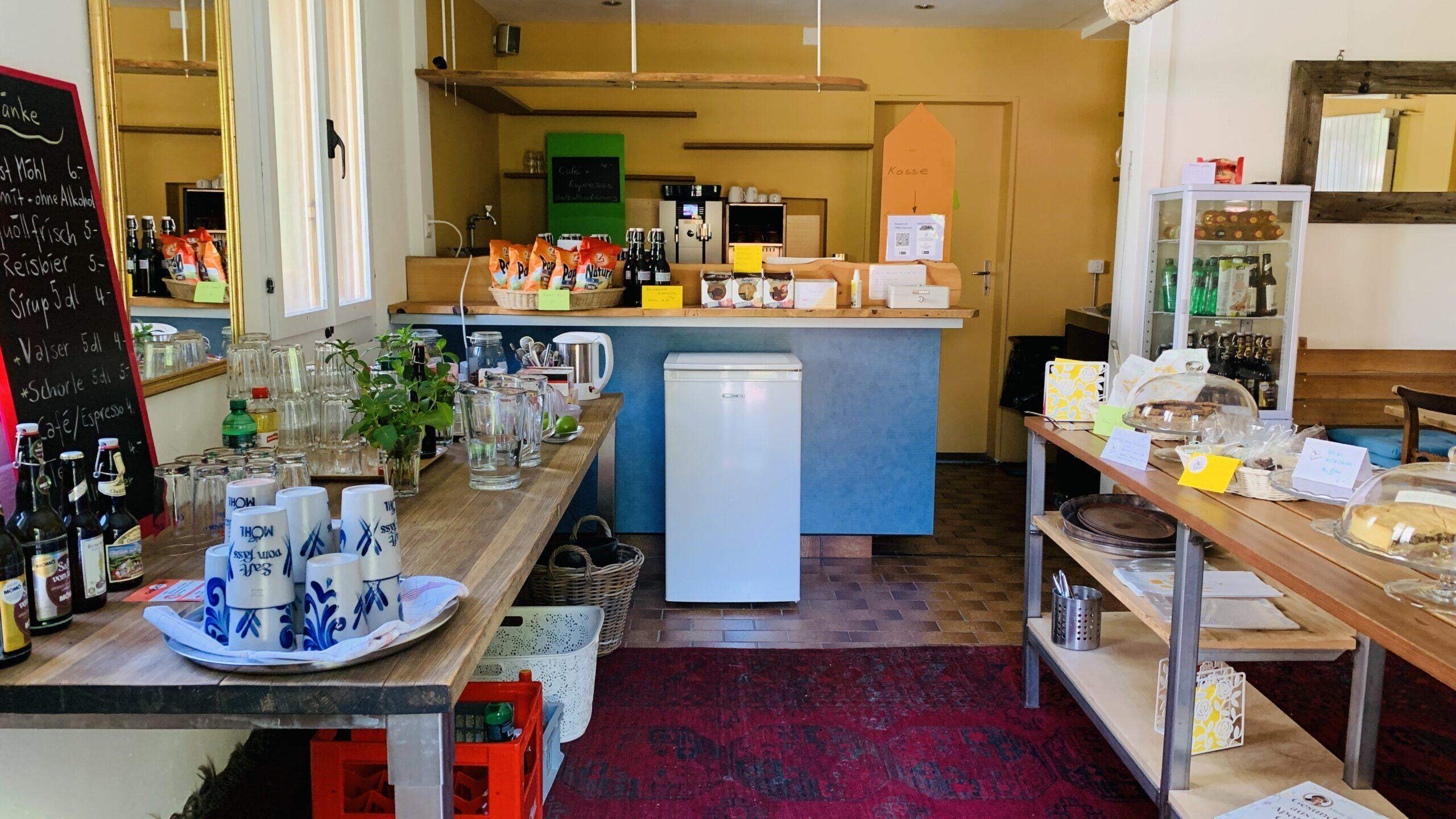 Bild ohne Beschreibung Bild ohne Beschreibung