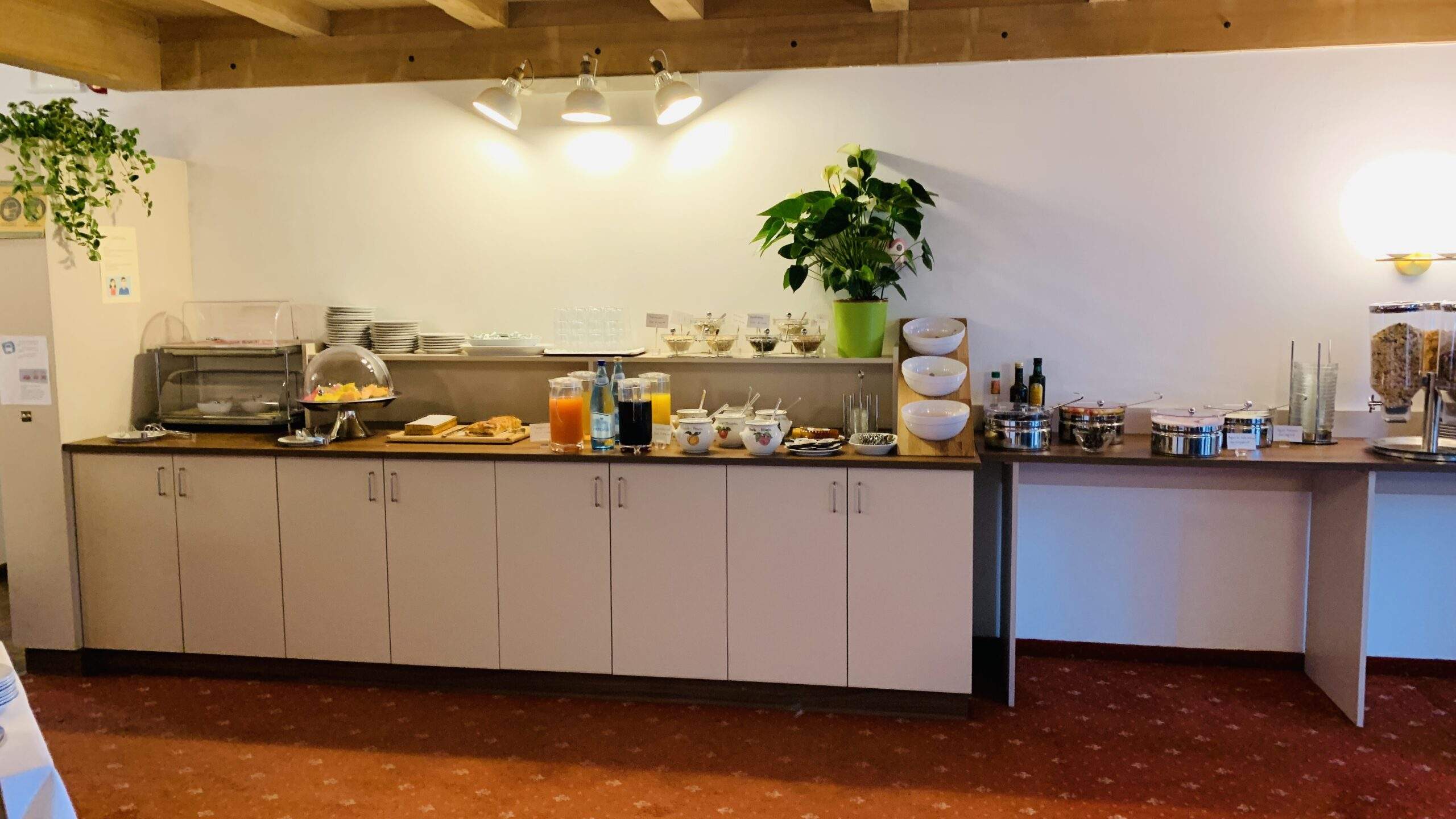 Bild ohne Beschreibung Bild ohne Beschreibung