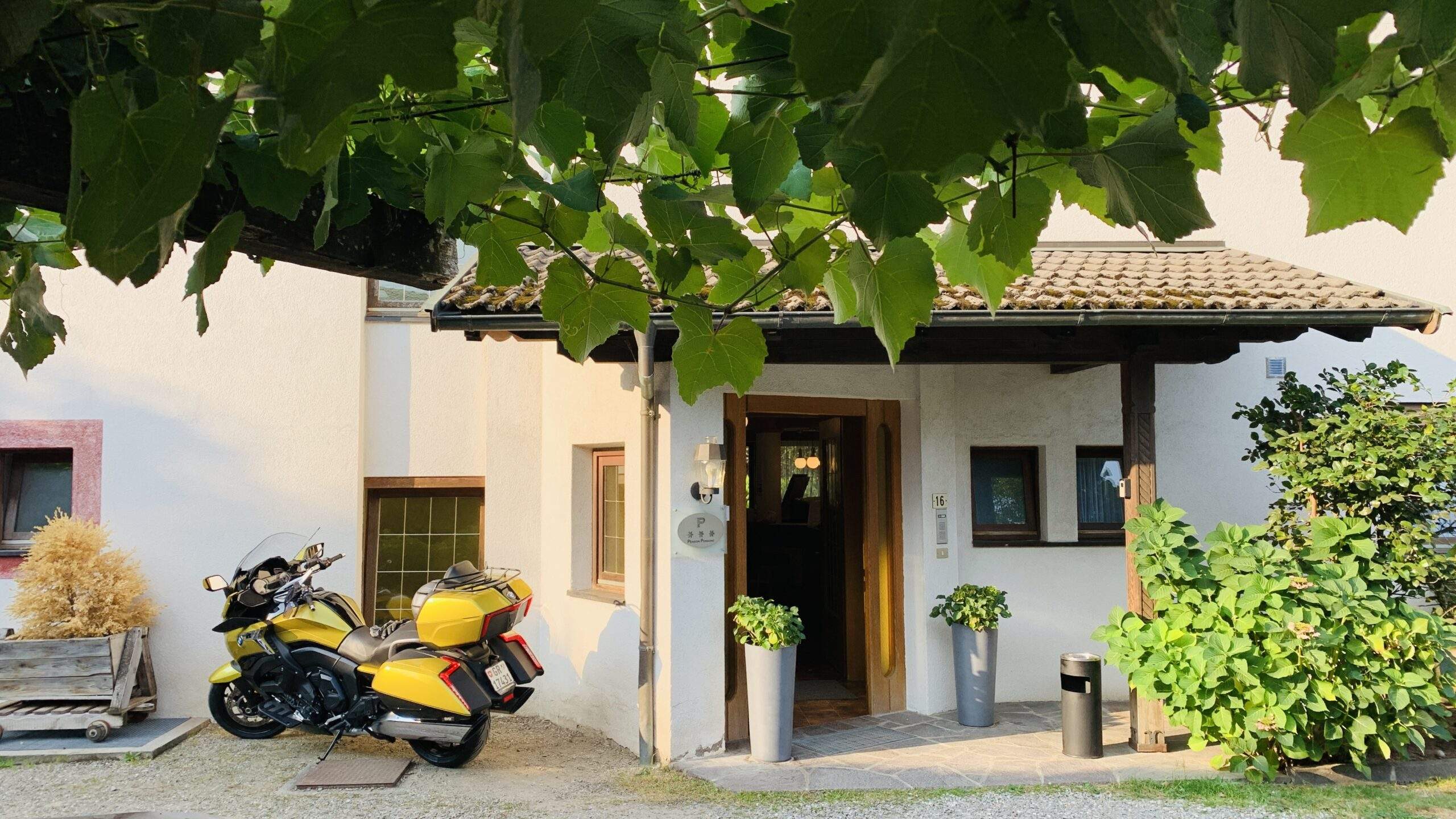 Bild ohne Beschreibung Bild ohne Beschreibung