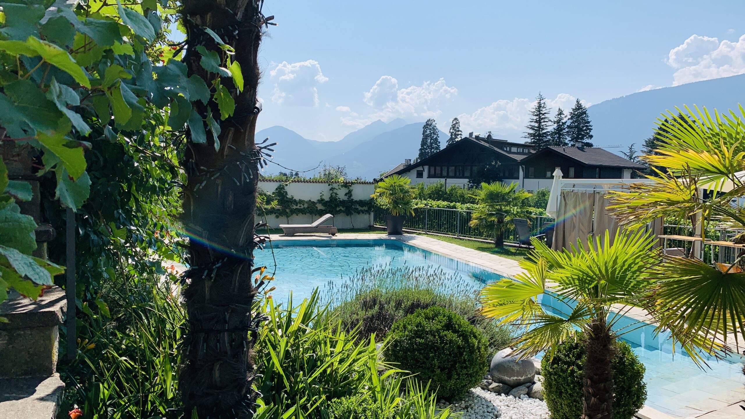 Bild ohne Beschreibung Bild ohne Beschreibung