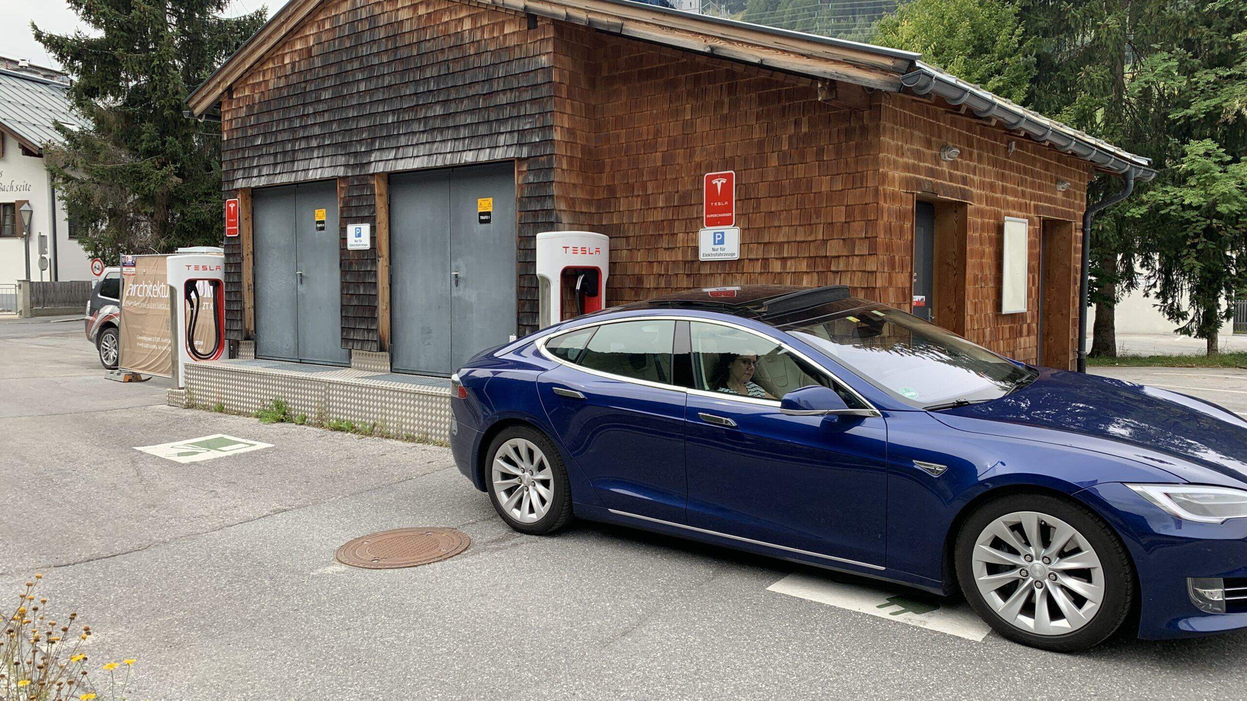 Bild ohne Beschreibung Bild ohne Beschreibung