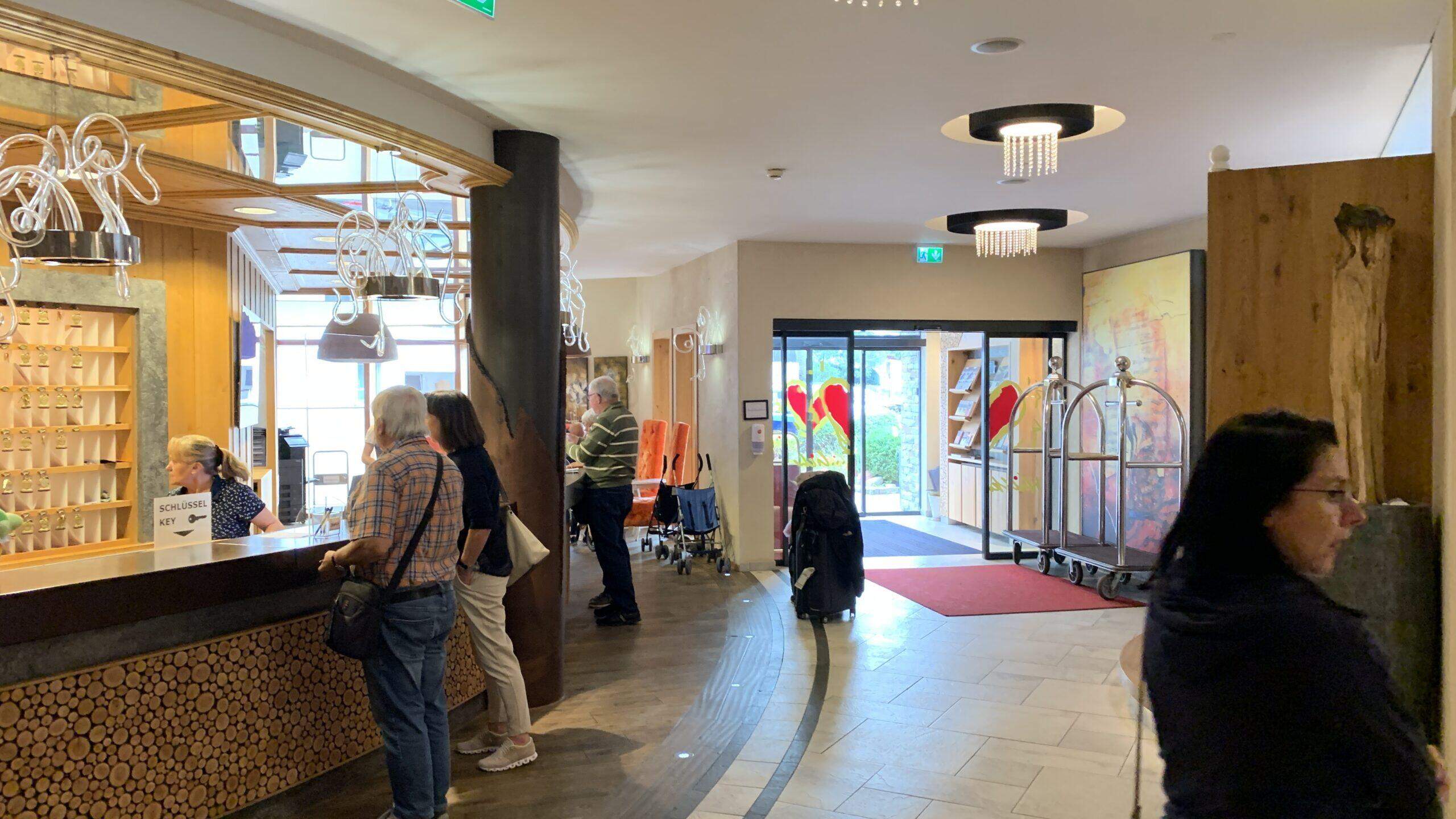 Bild ohne Beschreibung Bild ohne Beschreibung