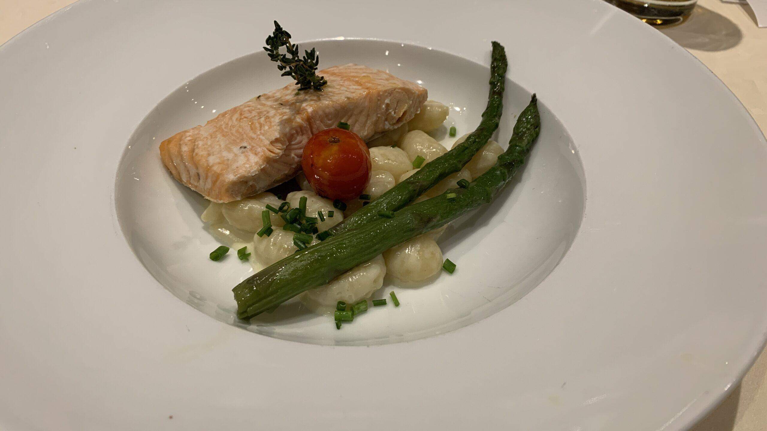 Bild ohne Beschreibung Bild ohne Beschreibung