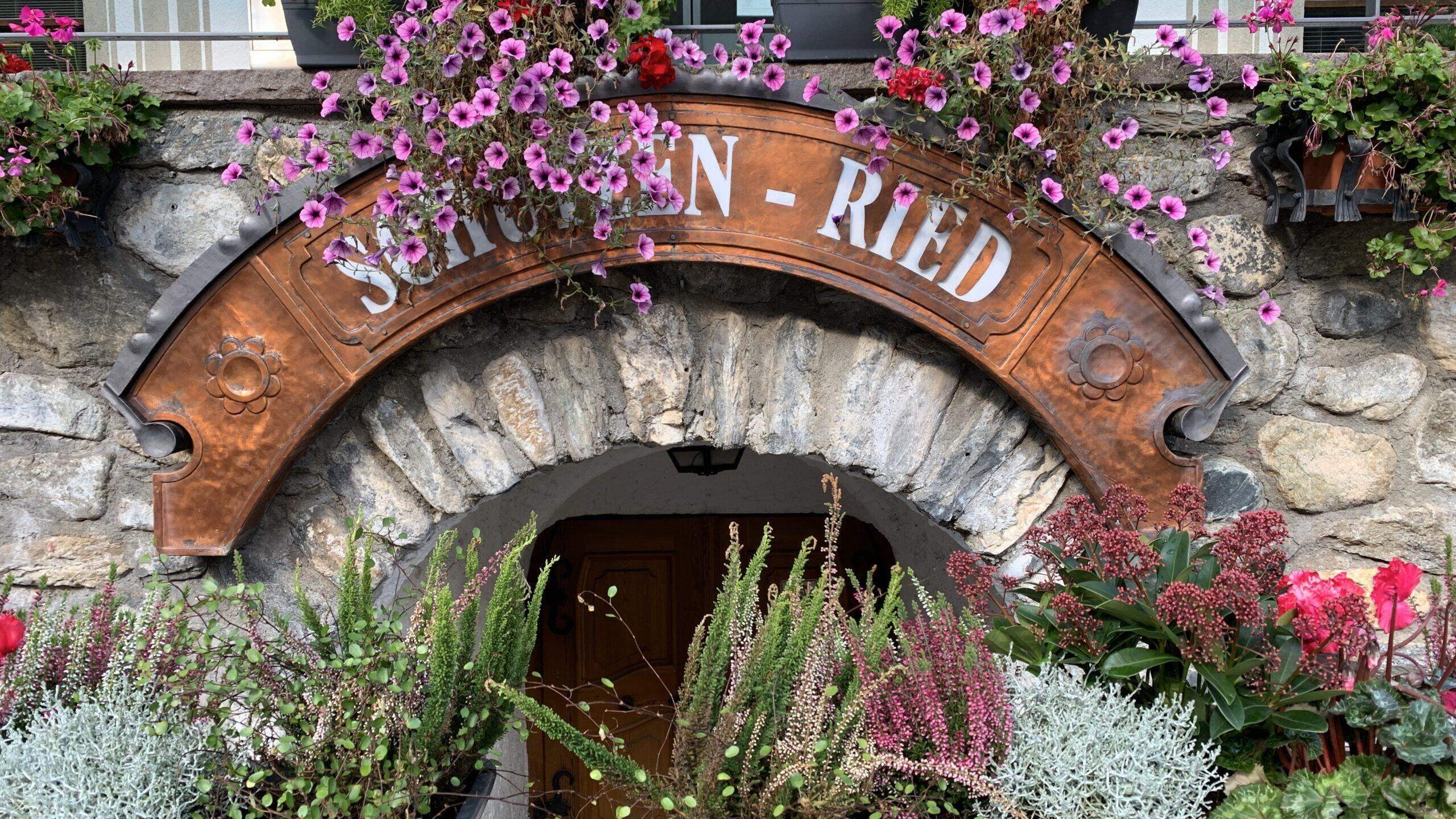 Bild ohne Beschreibung Bild ohne Beschreibung