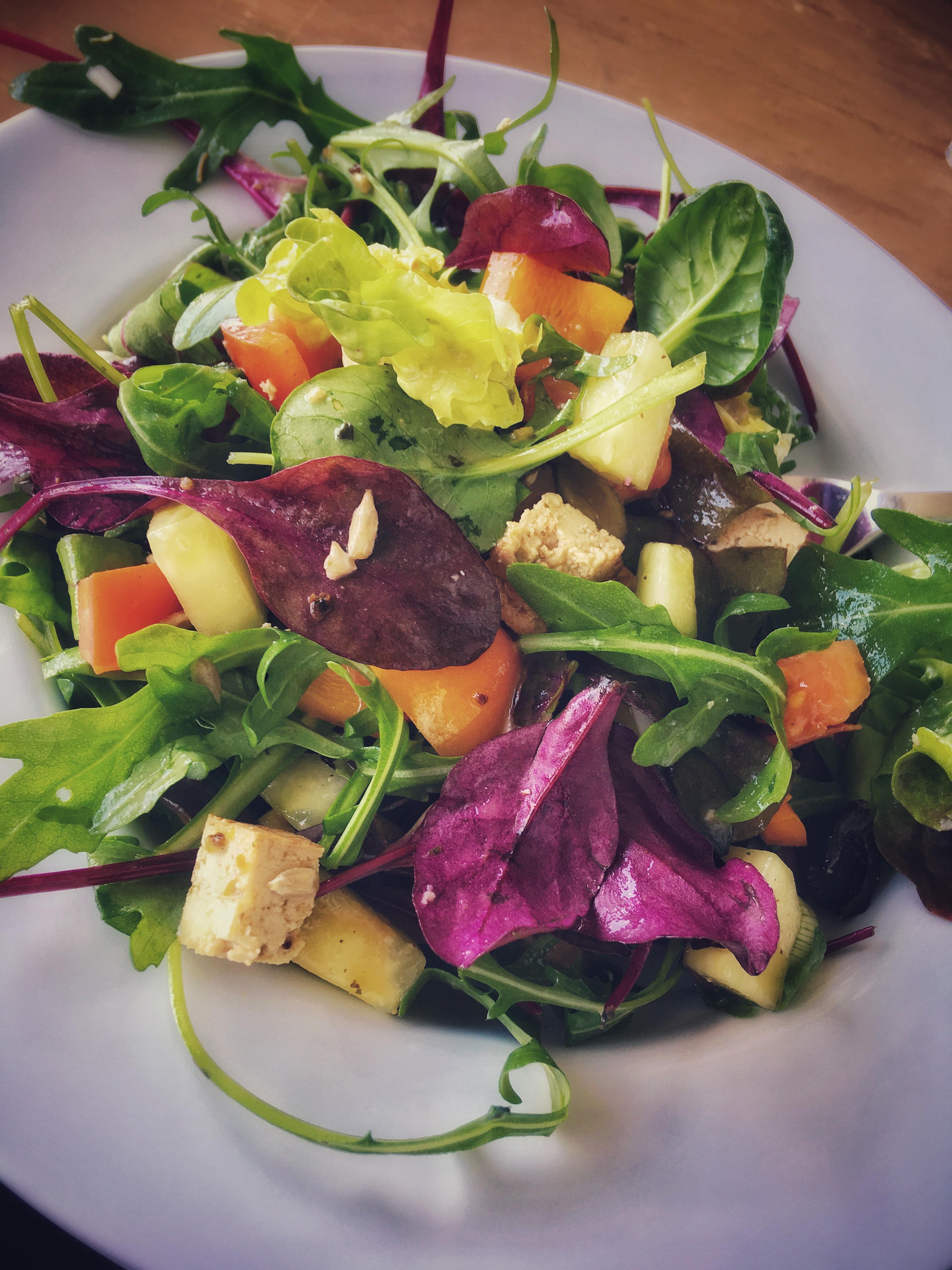 Bild ohne Beschreibung Bild ohne Beschreibung