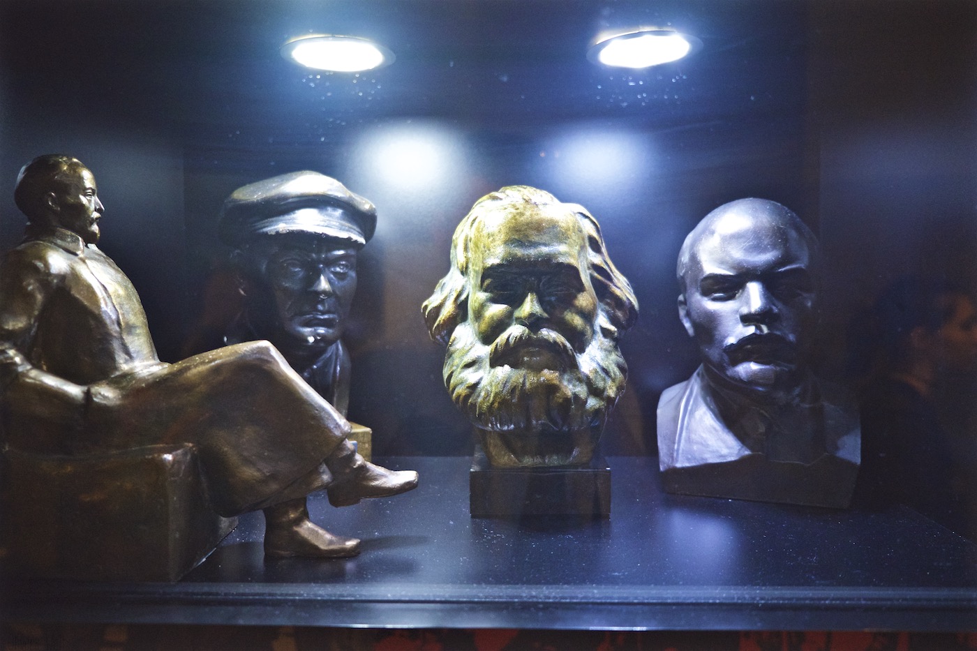 Bild ohne Beschreibung Bild ohne Beschreibung