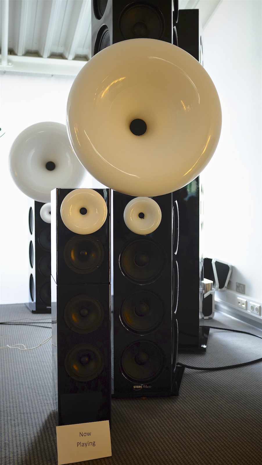 Bild ohne Beschreibung Bild ohne Beschreibung