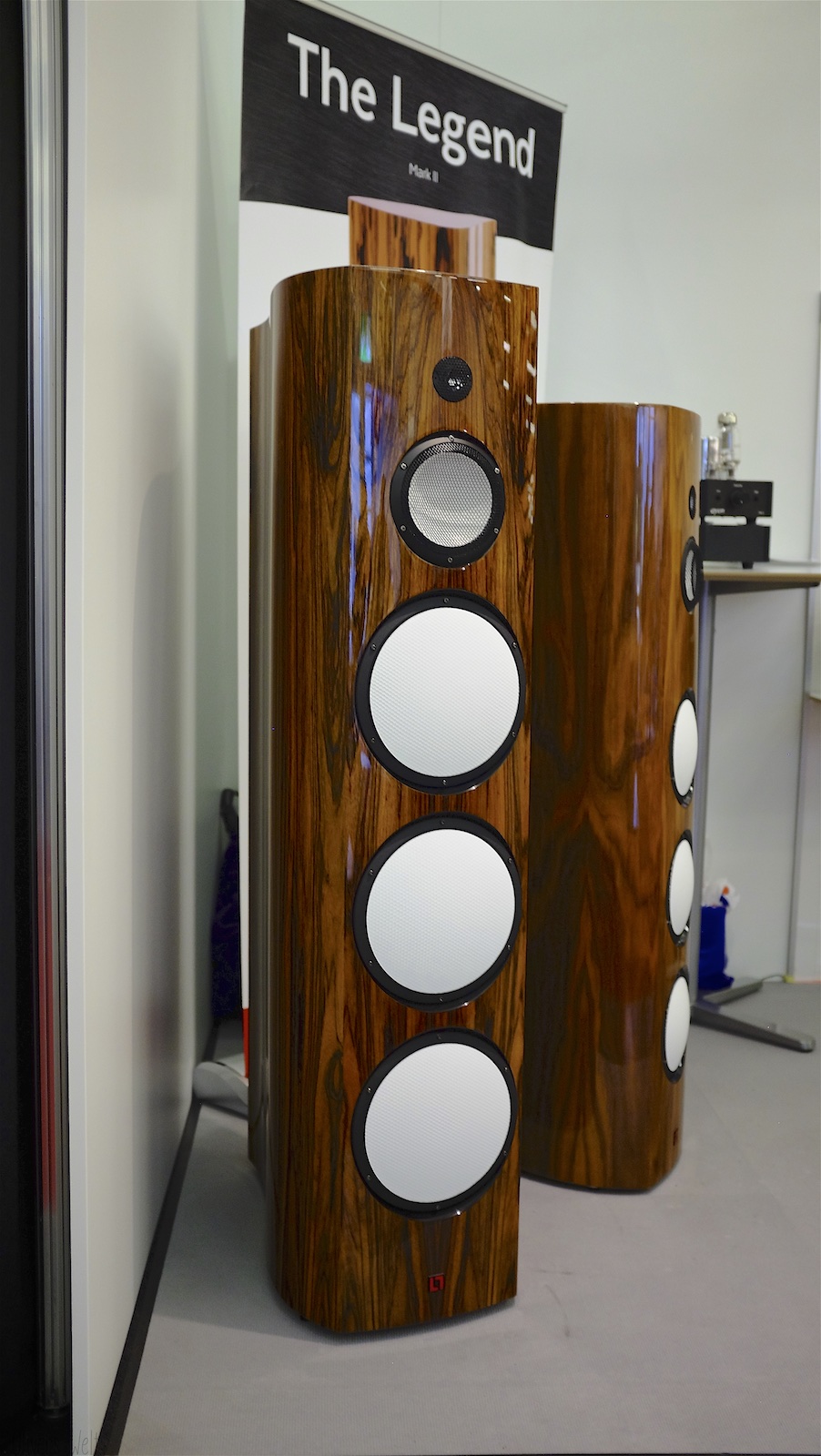 Bild ohne Beschreibung Bild ohne Beschreibung