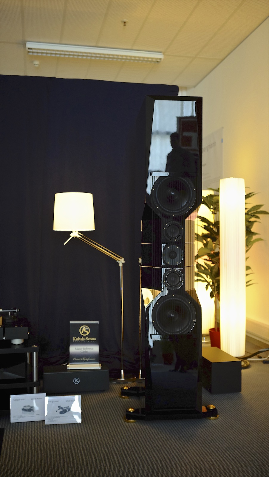 Bild ohne Beschreibung Bild ohne Beschreibung