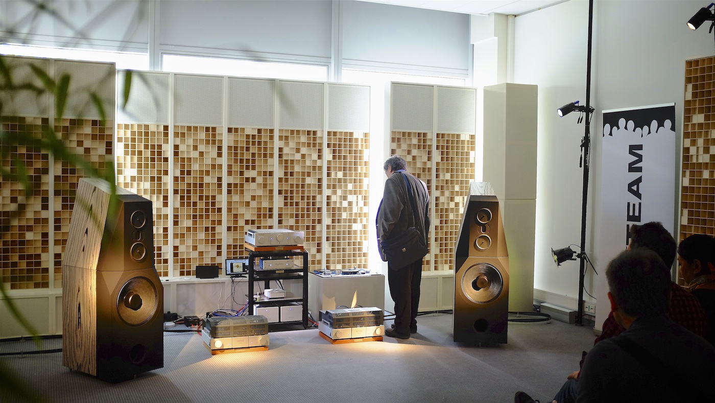 Bild ohne Beschreibung Bild ohne Beschreibung