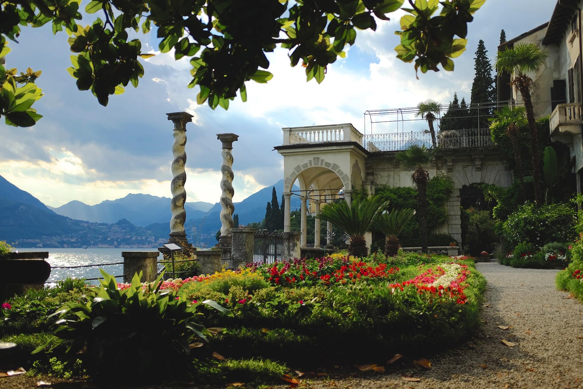 Bild ohne Beschreibung Bild ohne Beschreibung