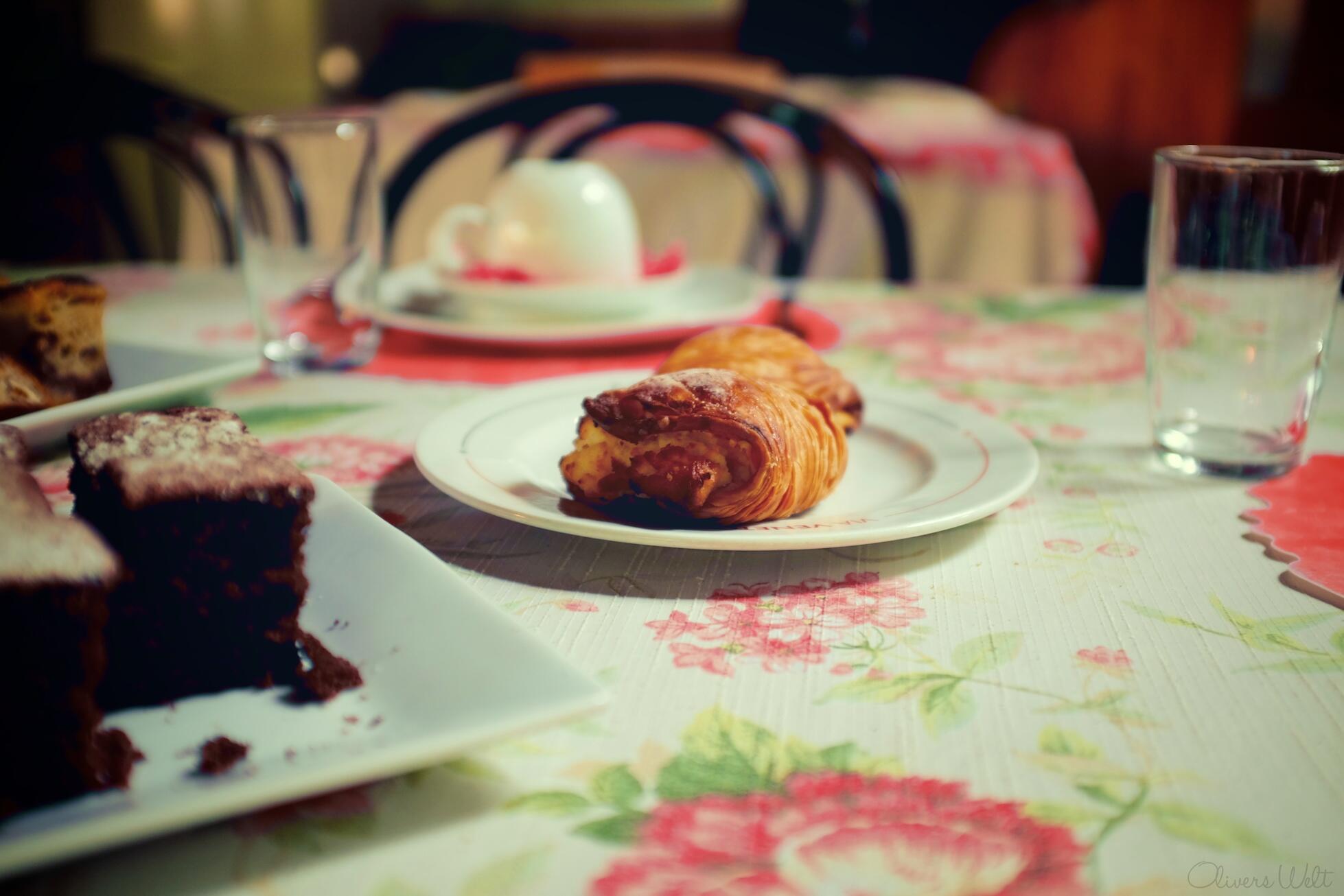 Bild ohne Beschreibung Bild ohne Beschreibung