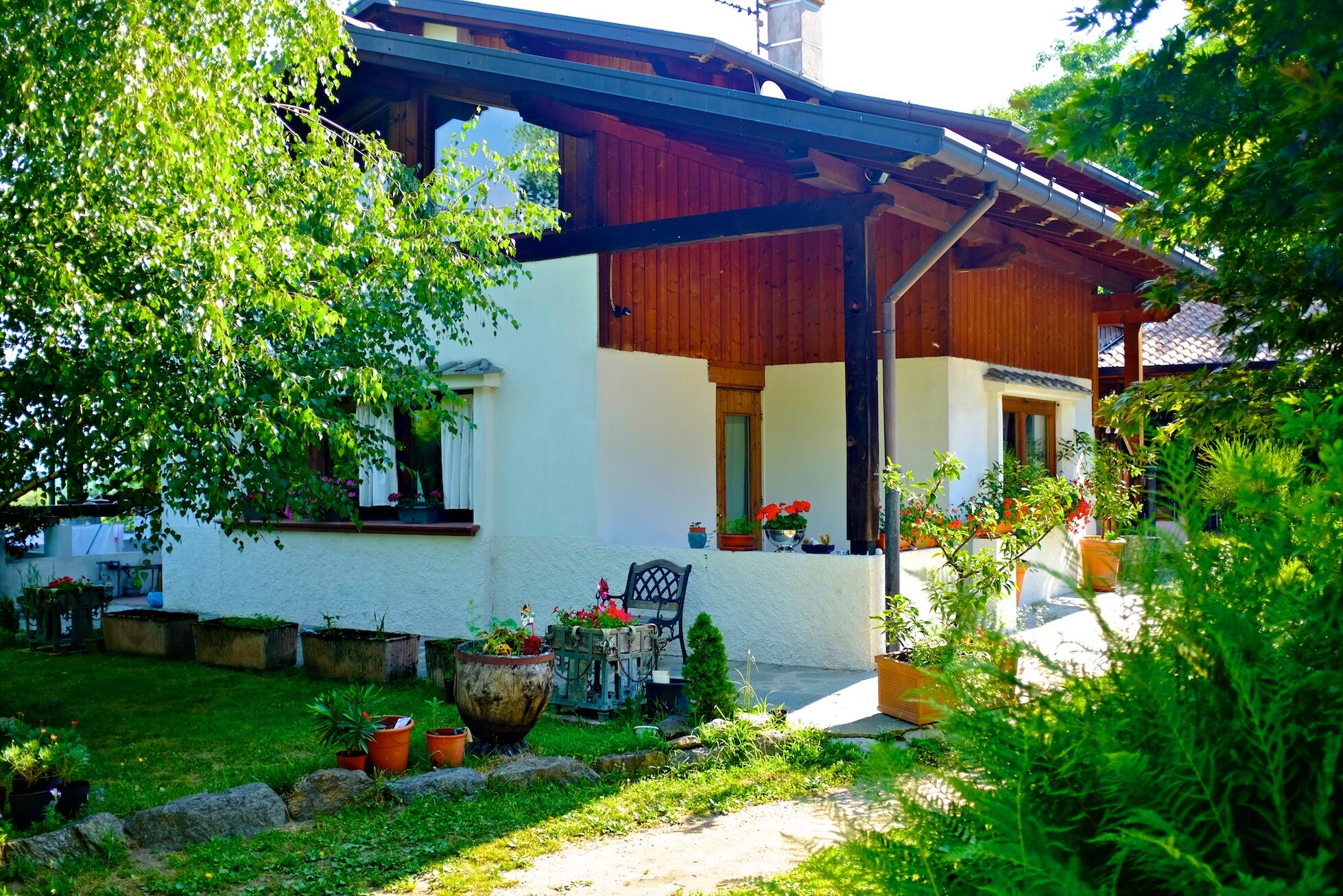 Bild ohne Beschreibung Bild ohne Beschreibung