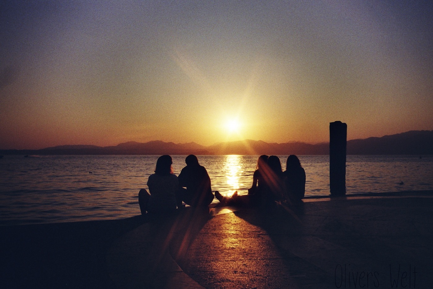 Bild ohne Beschreibung Bild ohne Beschreibung