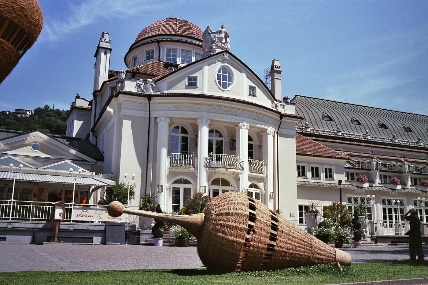 Bild ohne Beschreibung Bild ohne Beschreibung