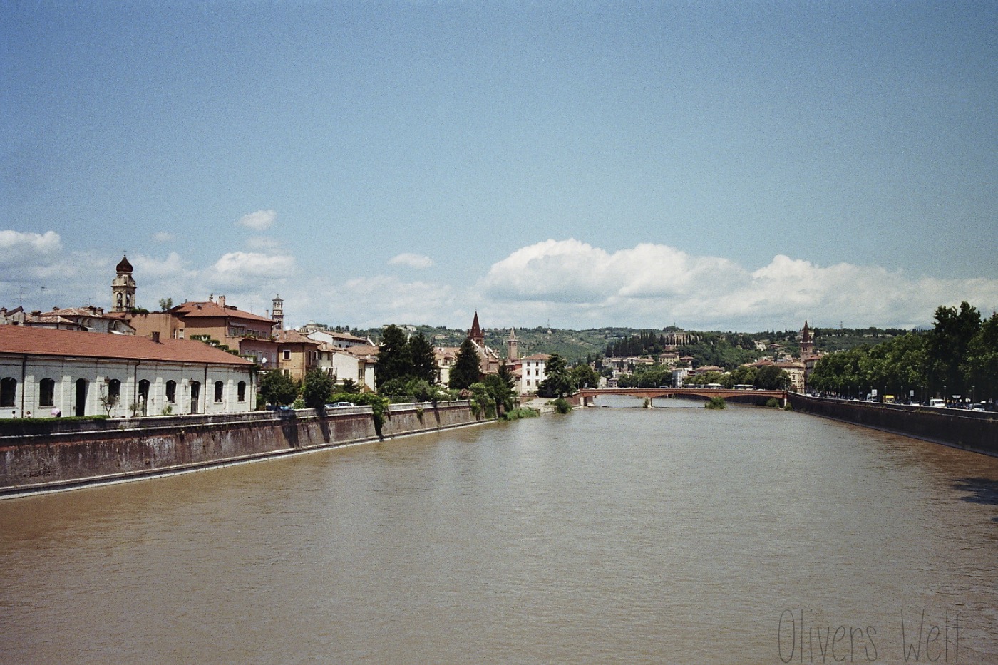 Bild ohne Beschreibung Bild ohne Beschreibung