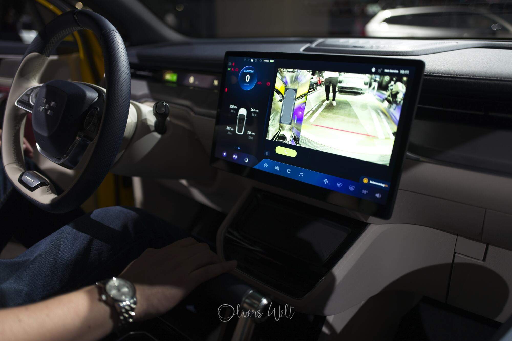 Bild ohne Beschreibung Bild ohne Beschreibung