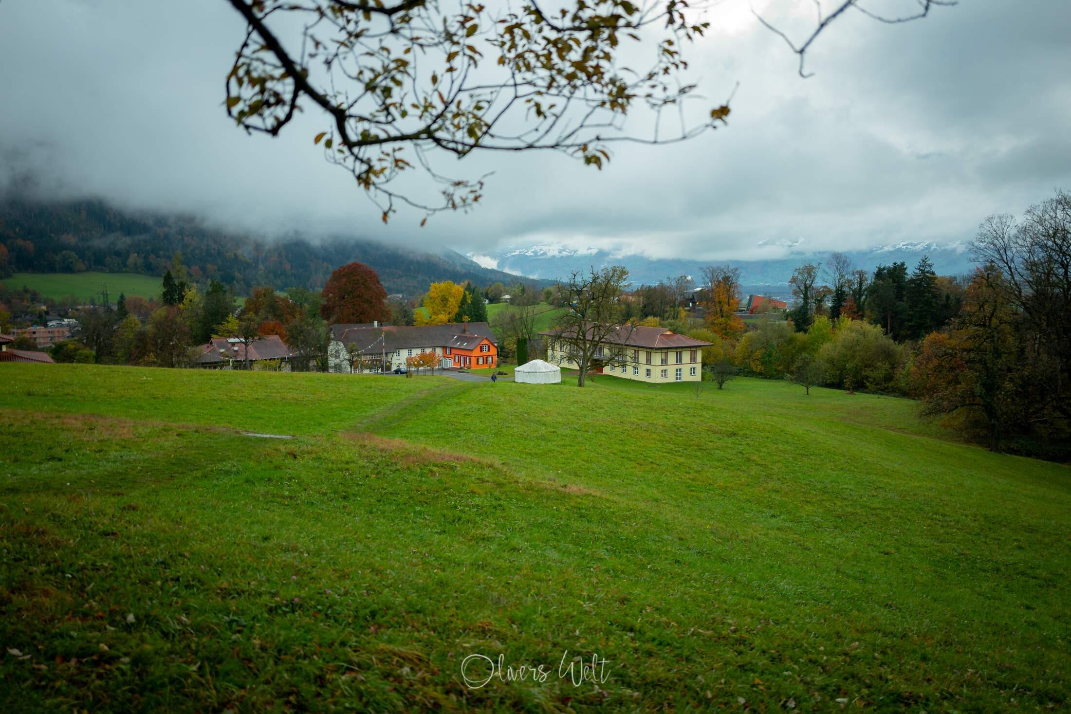 Bild ohne Beschreibung Bild ohne Beschreibung