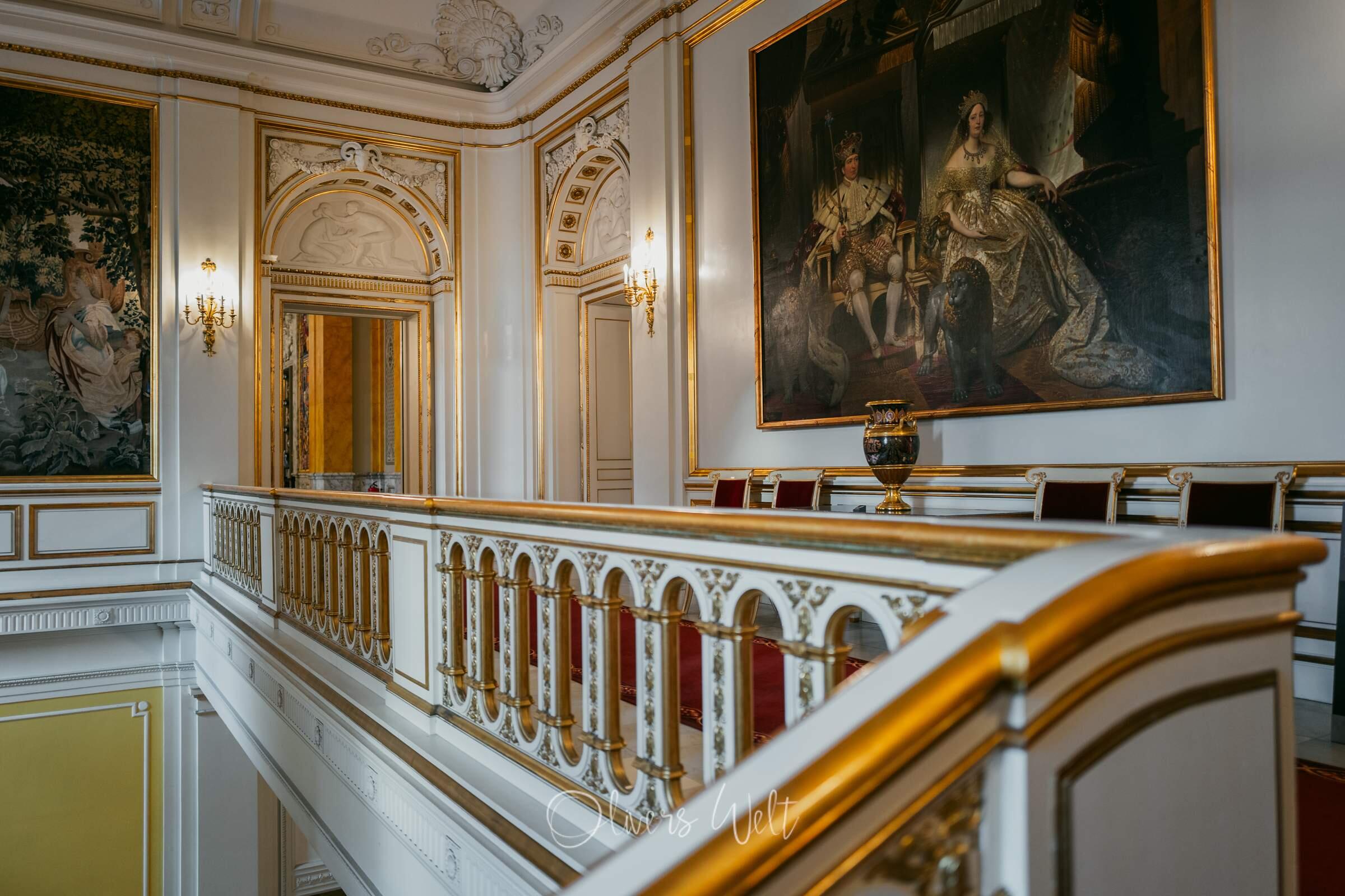 Bild ohne Beschreibung Bild ohne Beschreibung