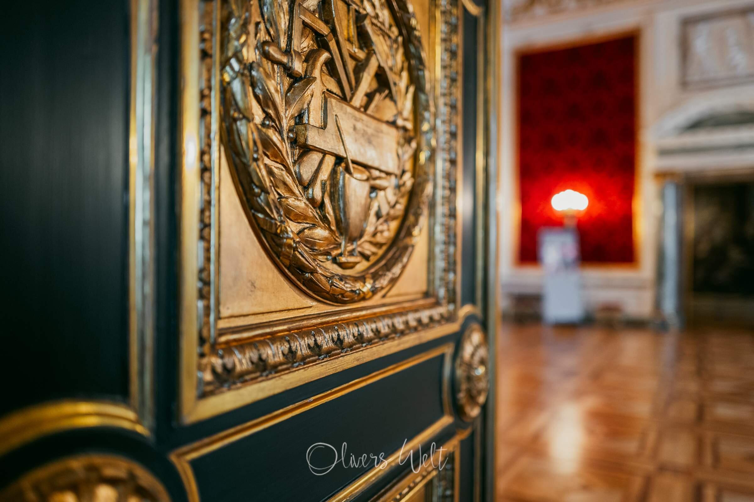 Bild ohne Beschreibung Bild ohne Beschreibung