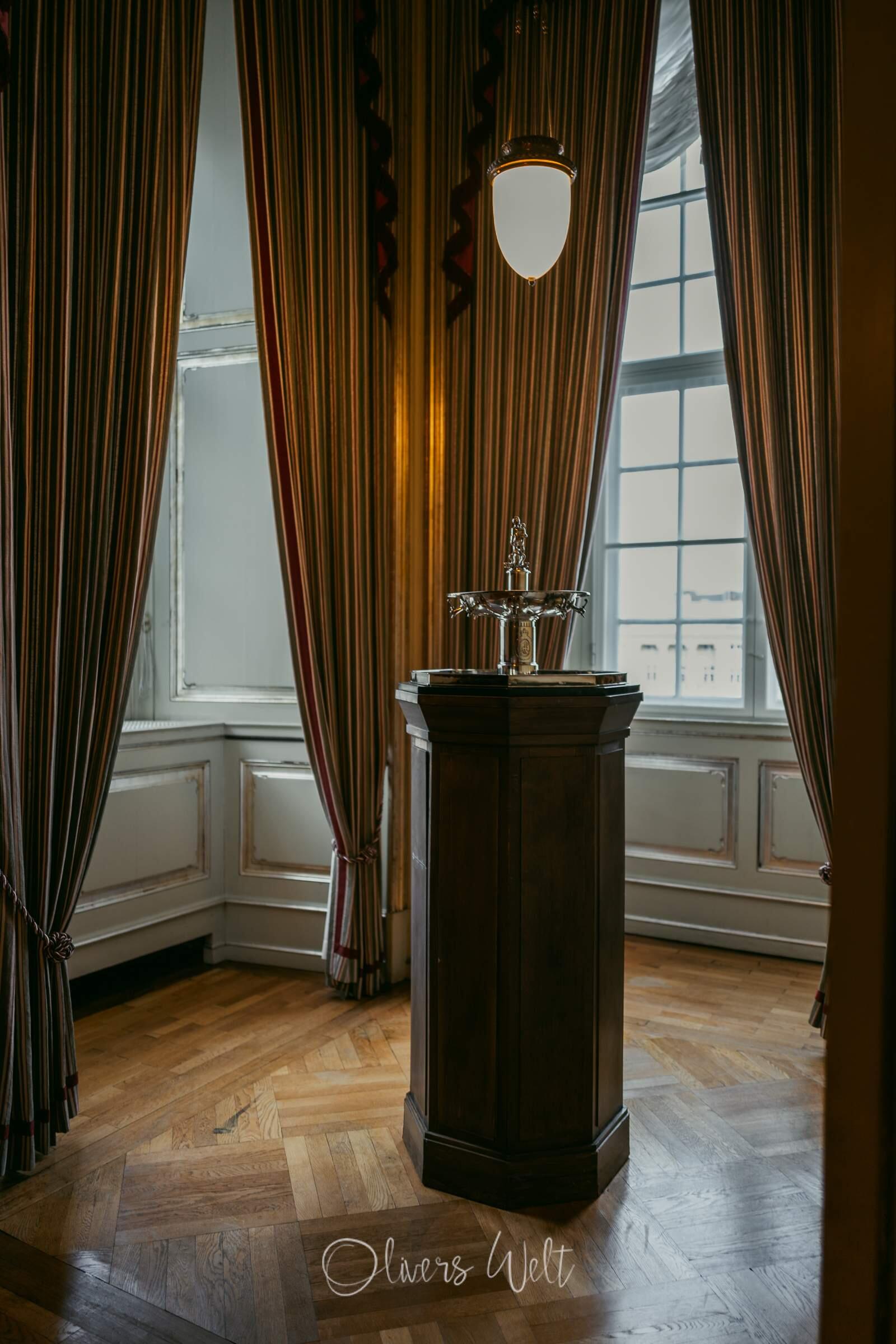 Bild ohne Beschreibung Bild ohne Beschreibung