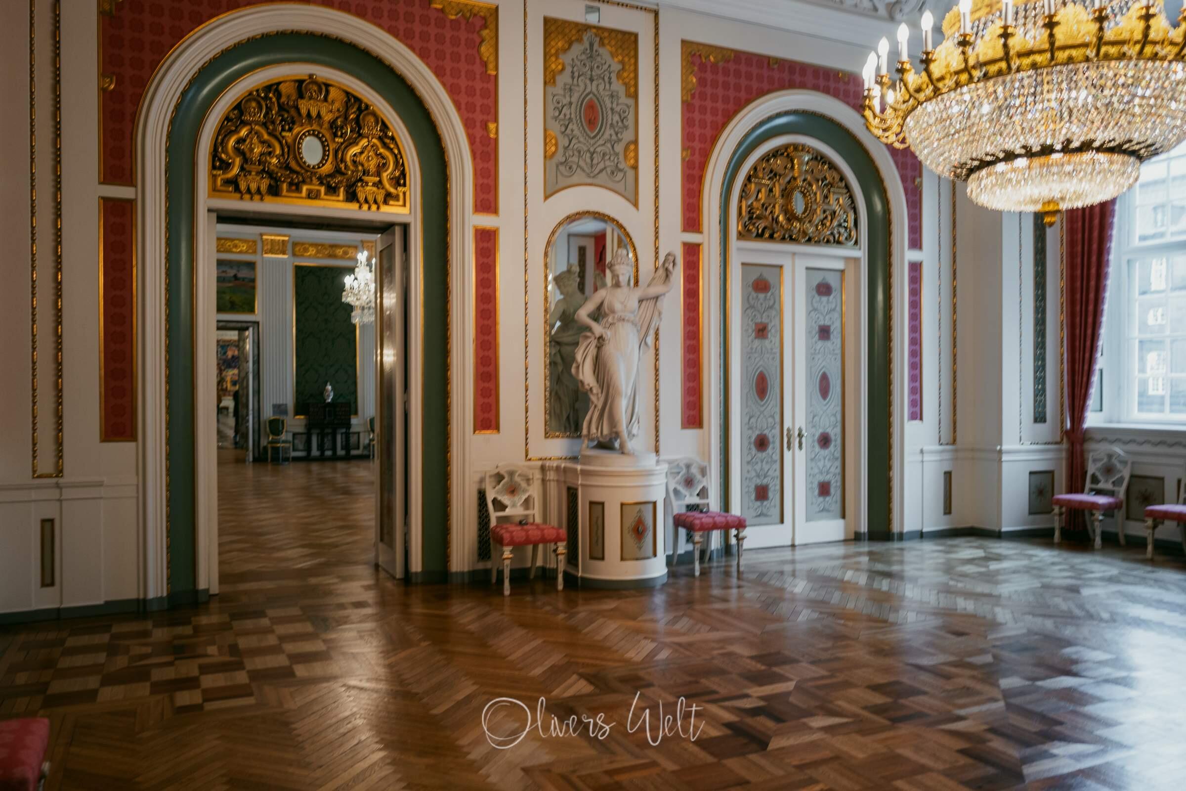 Bild ohne Beschreibung Bild ohne Beschreibung