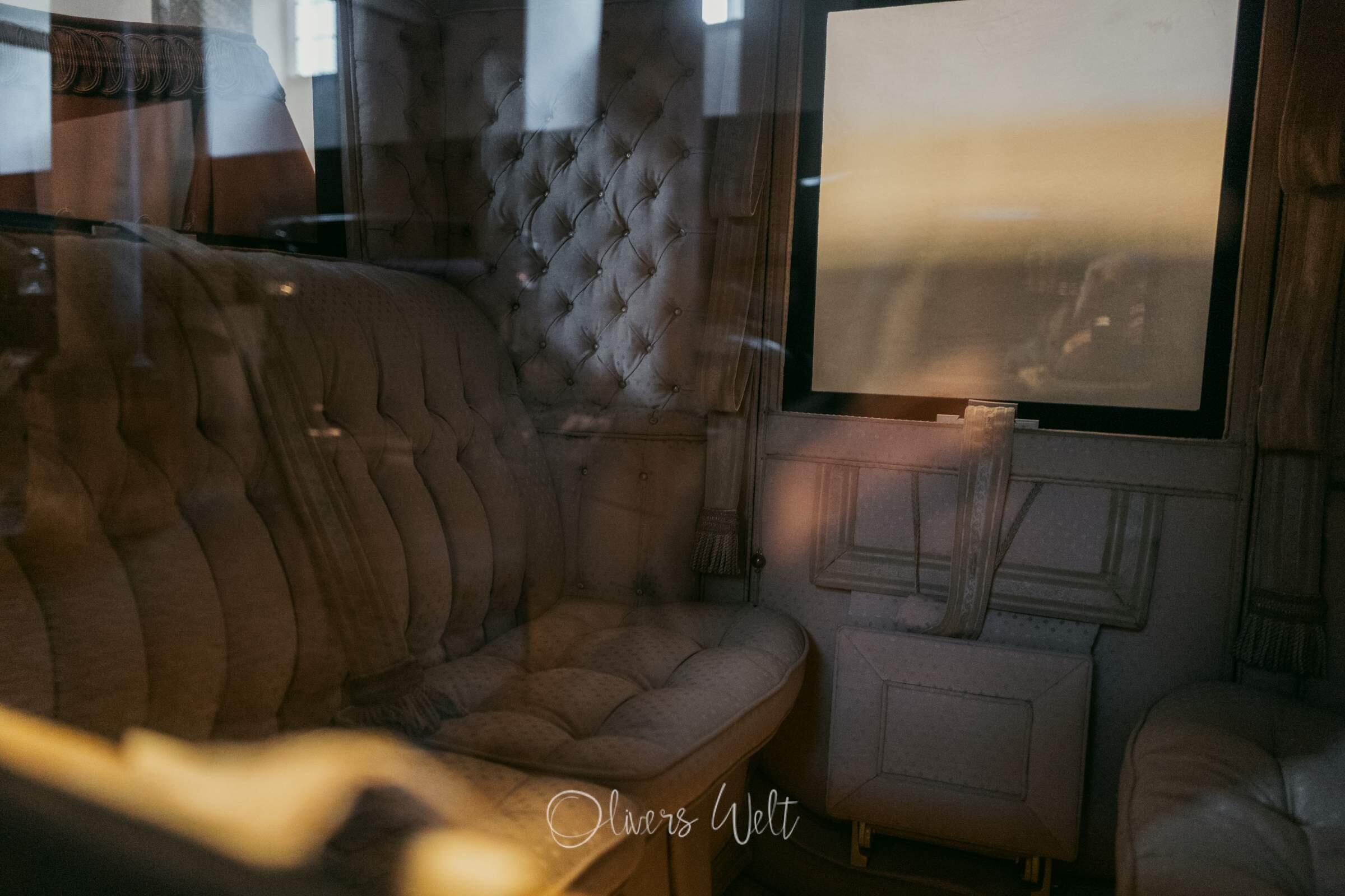 Bild ohne Beschreibung Bild ohne Beschreibung