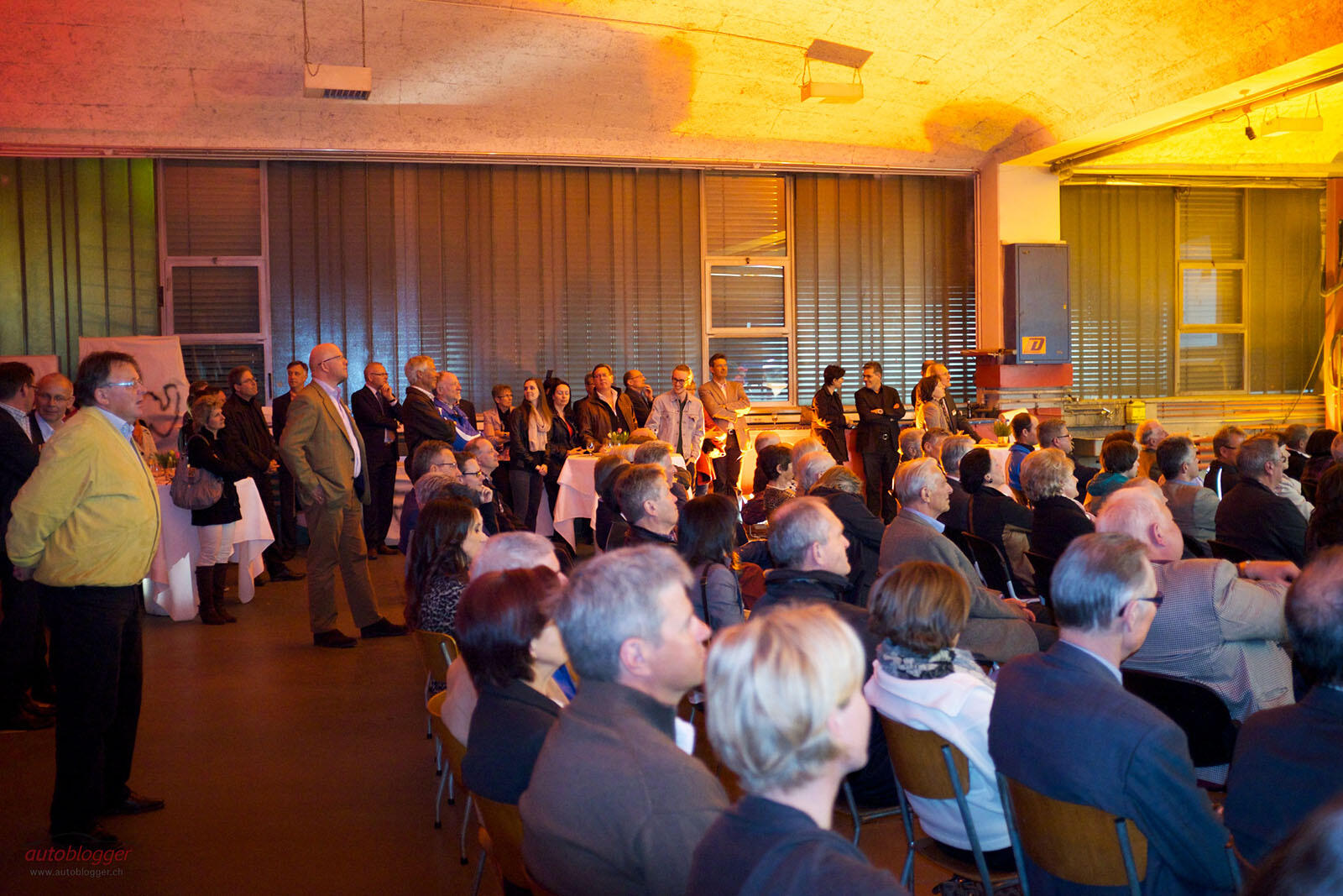 Bild ohne Beschreibung Bild ohne Beschreibung