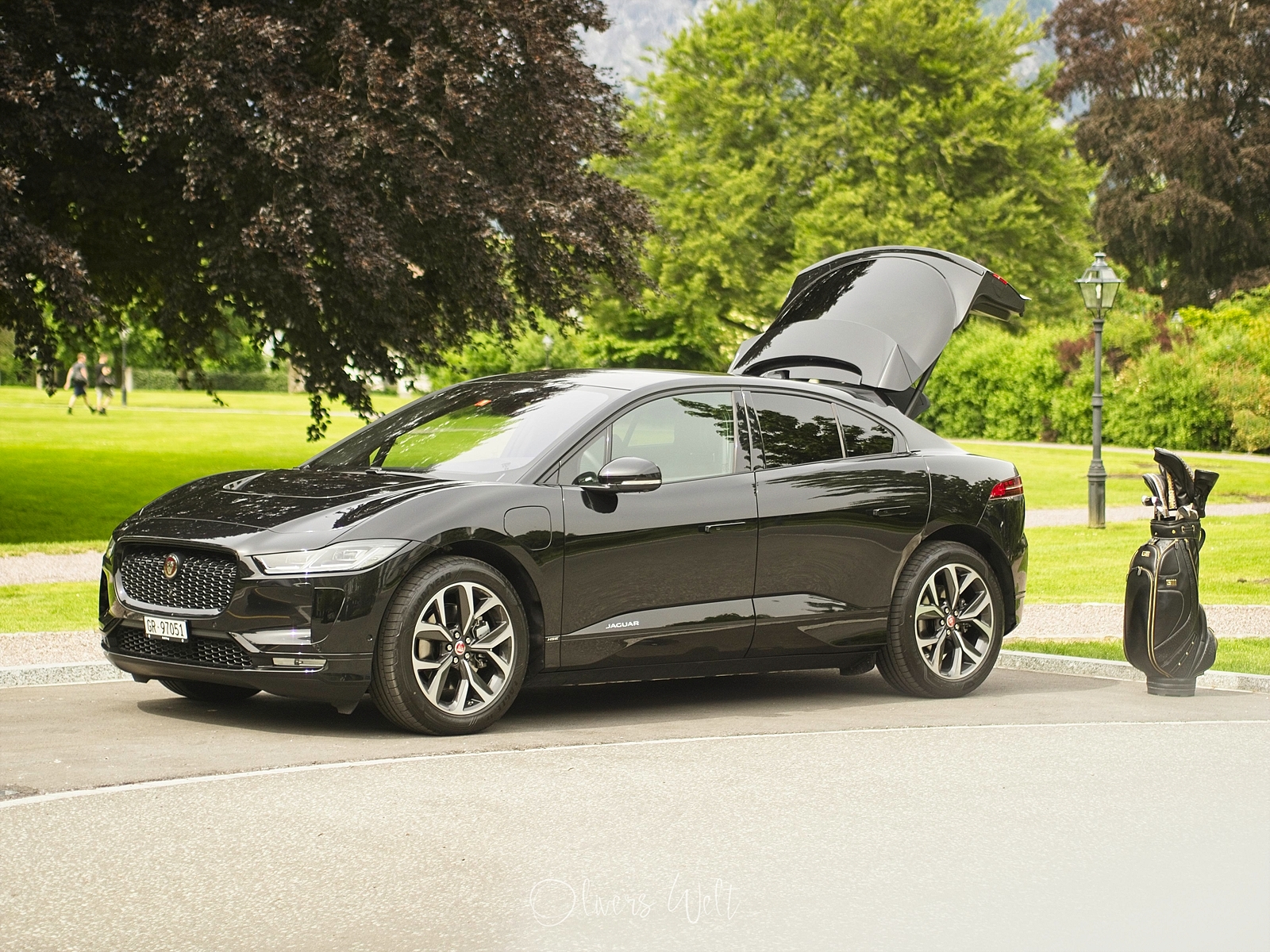 Bild ohne Beschreibung Bild ohne Beschreibung