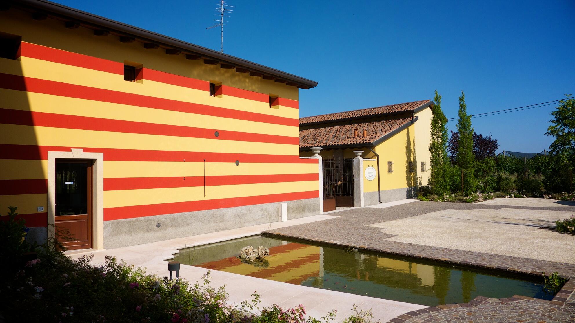 Bild ohne Beschreibung Bild ohne Beschreibung