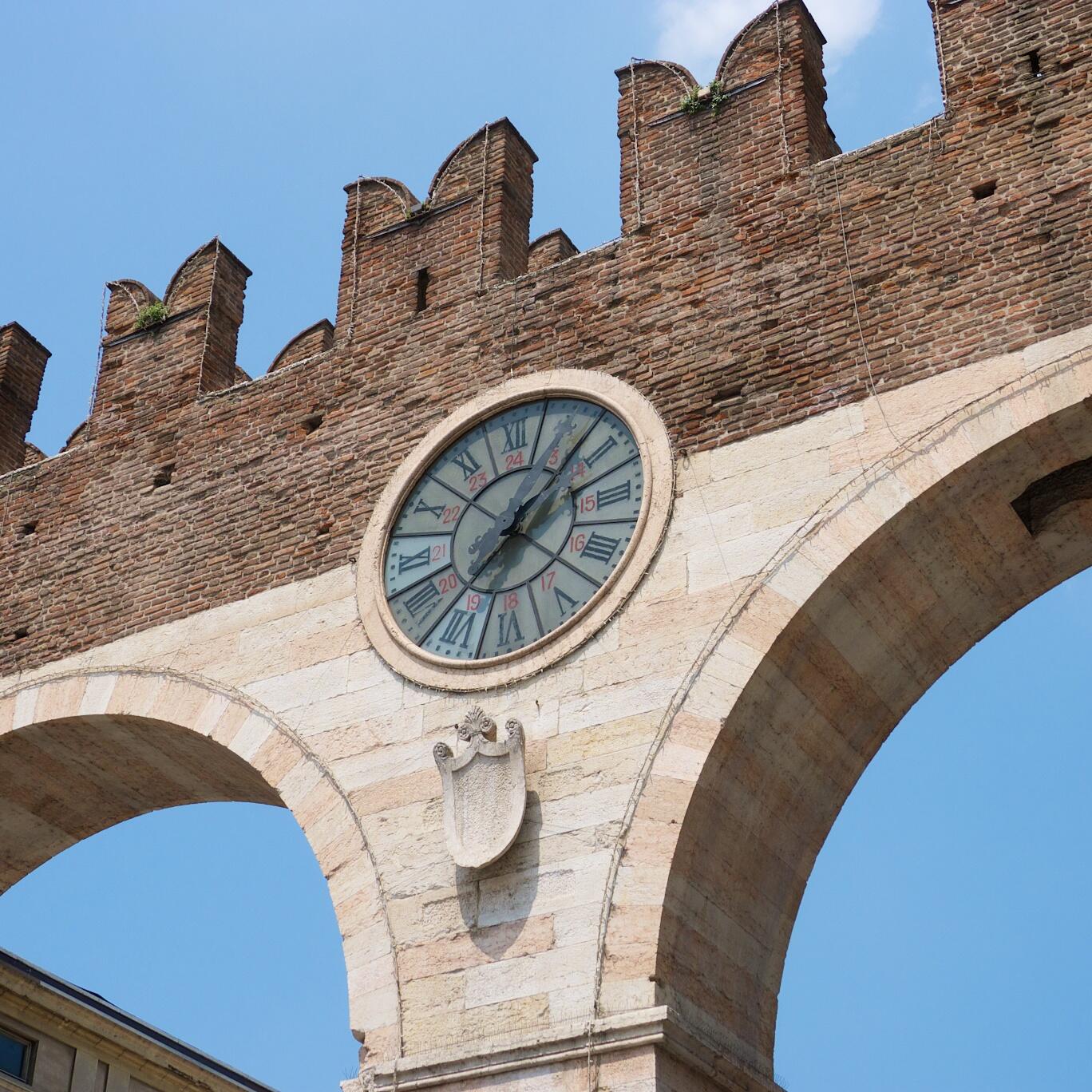 Bild ohne Beschreibung Bild ohne Beschreibung