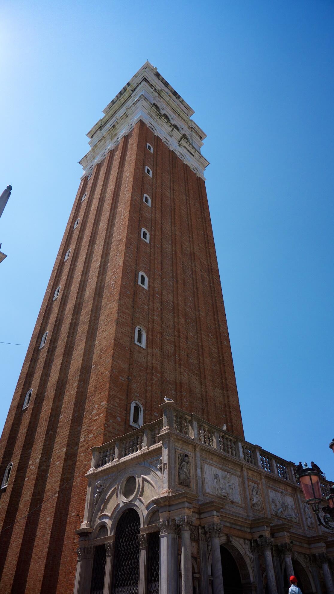 Bild ohne Beschreibung Bild ohne Beschreibung