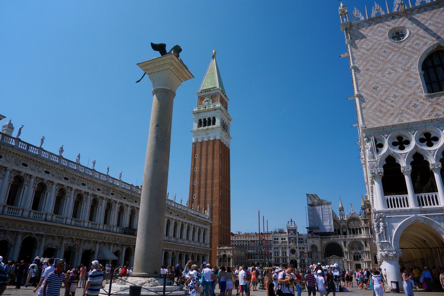 Bild ohne Beschreibung Bild ohne Beschreibung