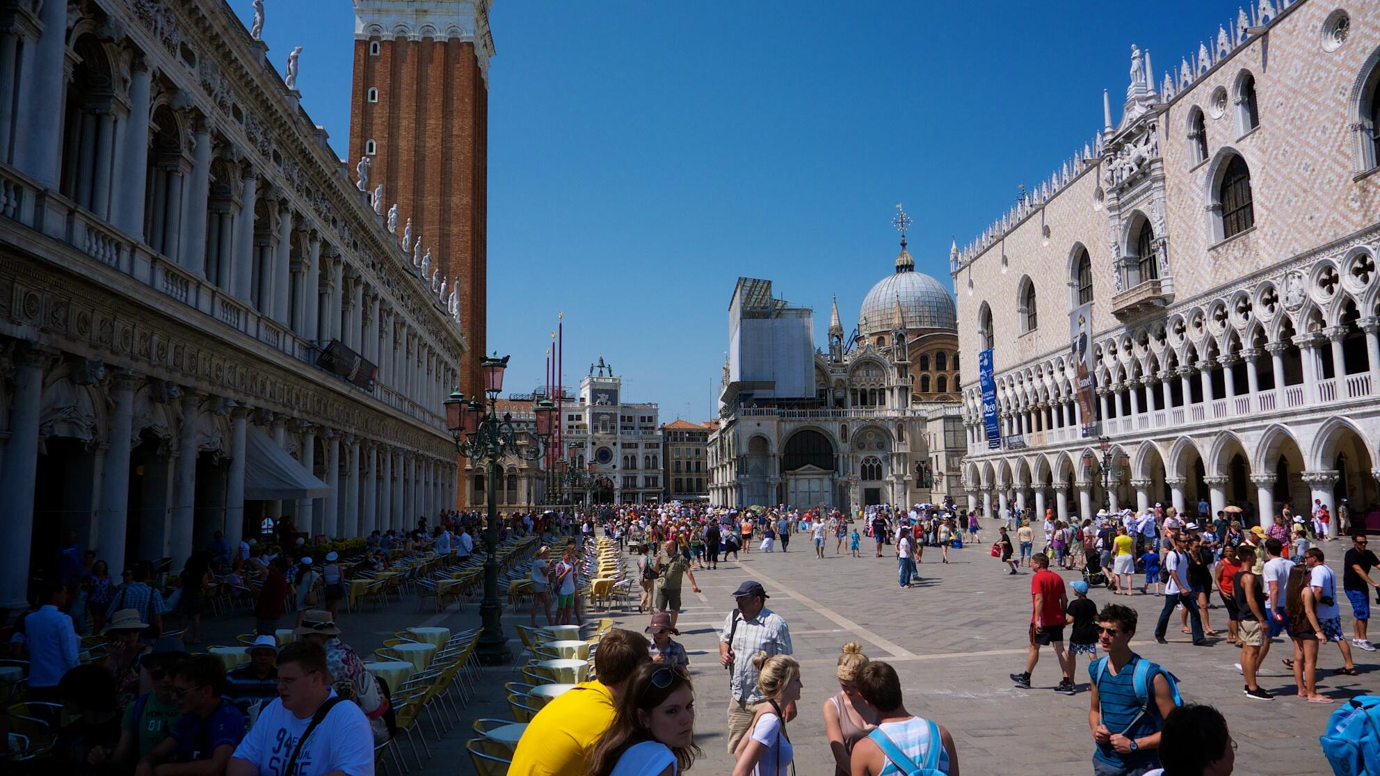 Bild ohne Beschreibung Bild ohne Beschreibung