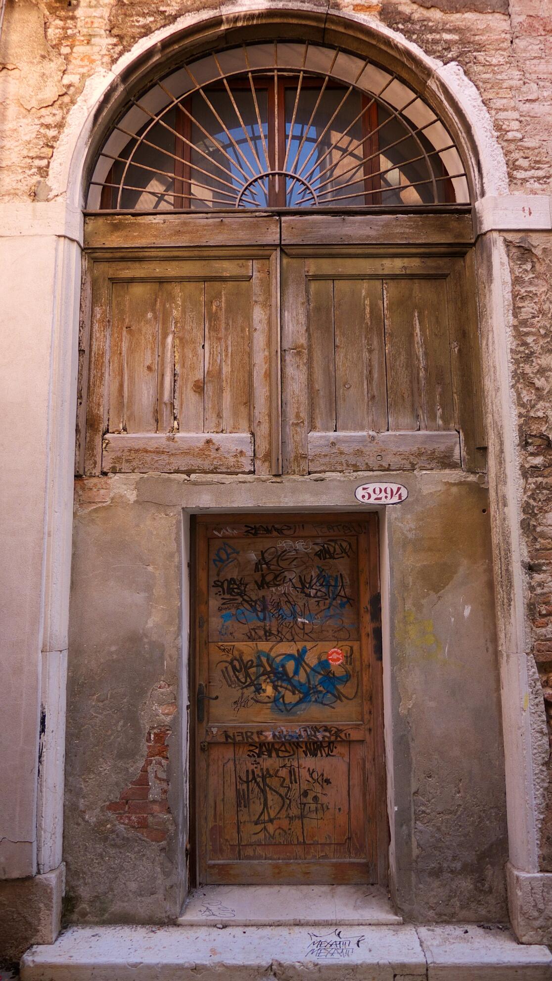 Bild ohne Beschreibung Bild ohne Beschreibung