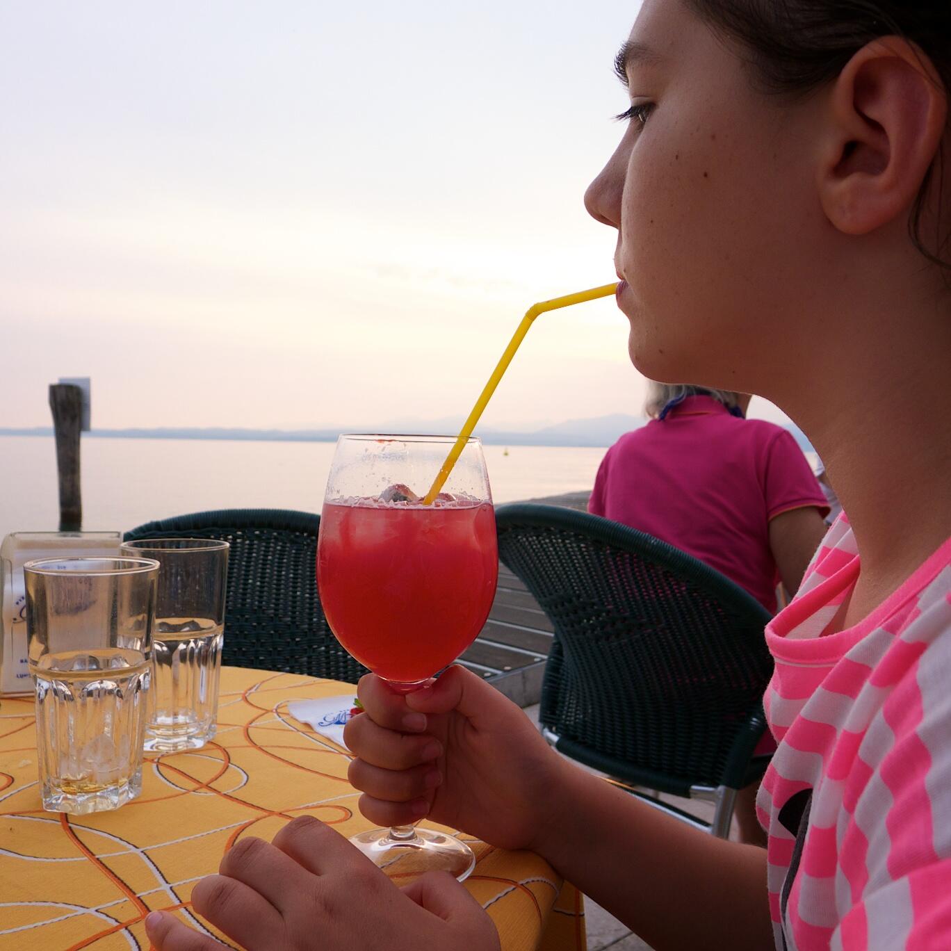 Bild ohne Beschreibung Bild ohne Beschreibung