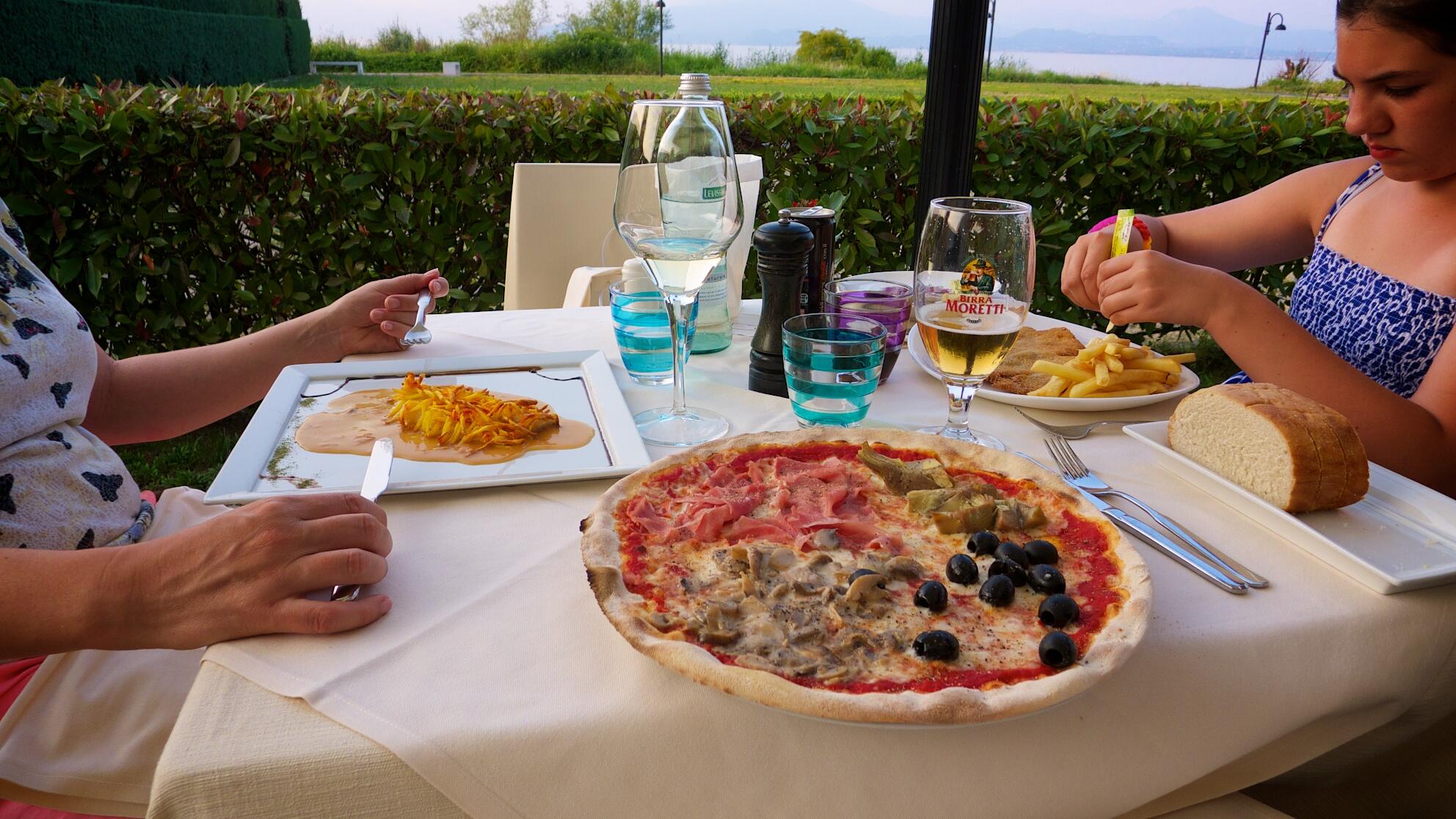 Bild ohne Beschreibung Bild ohne Beschreibung